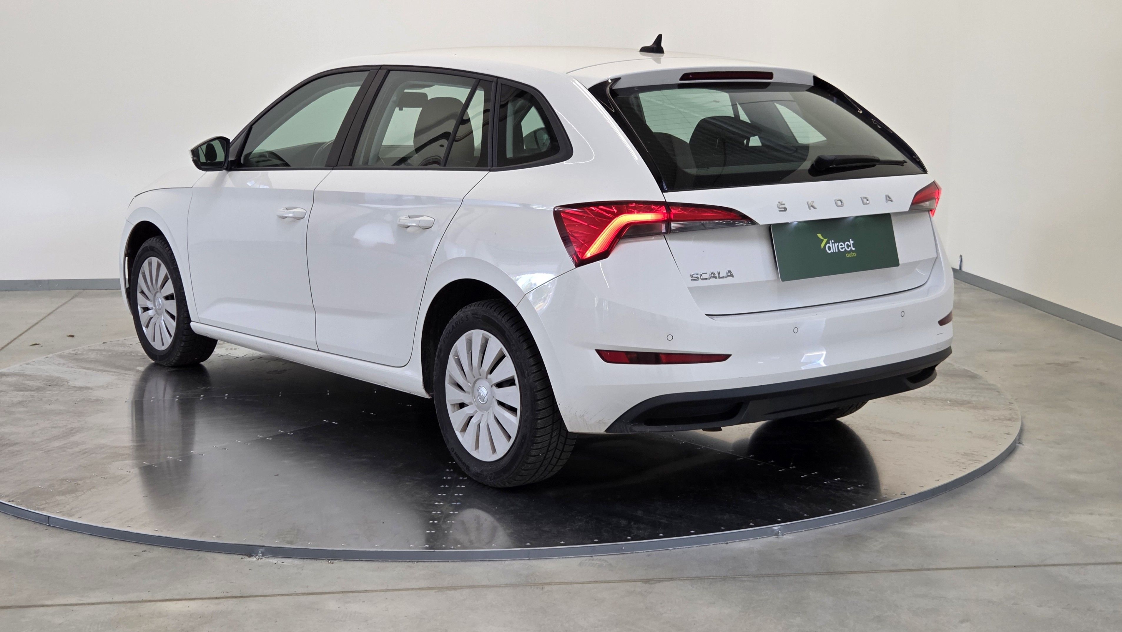 Škoda Scala, 1.6 TDI 85 kW Ambition - fotka 3