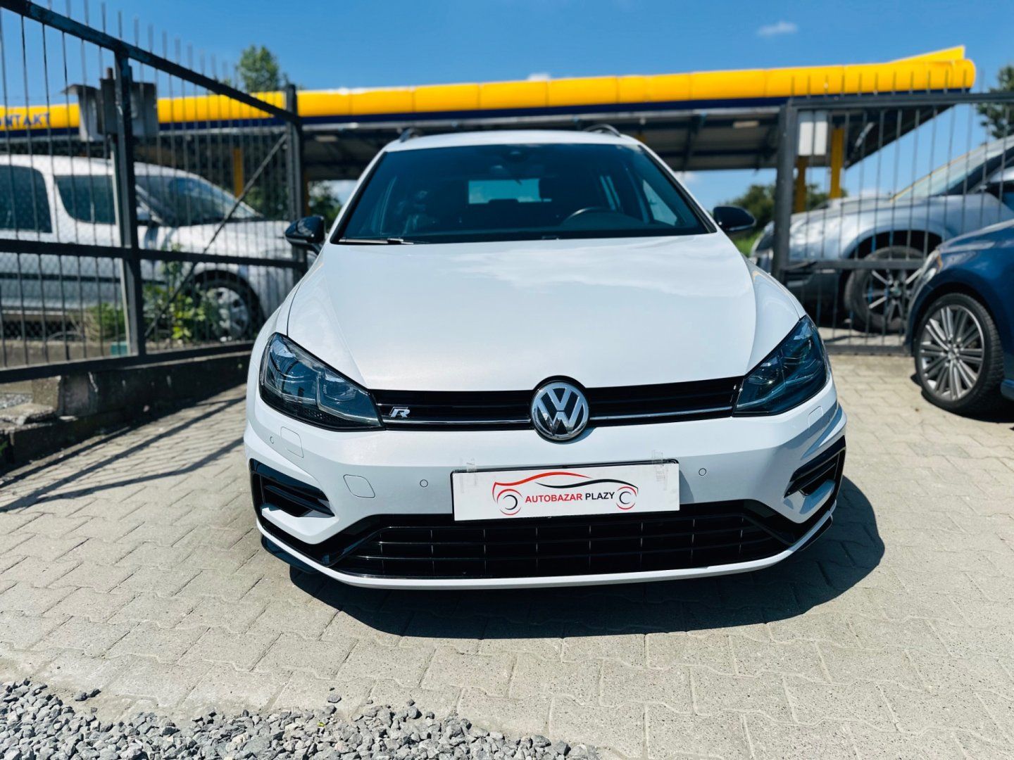 Volkswagen Golf, 7.5 R 2.0 TSI 4Motion VIRTUAL - fotka 2