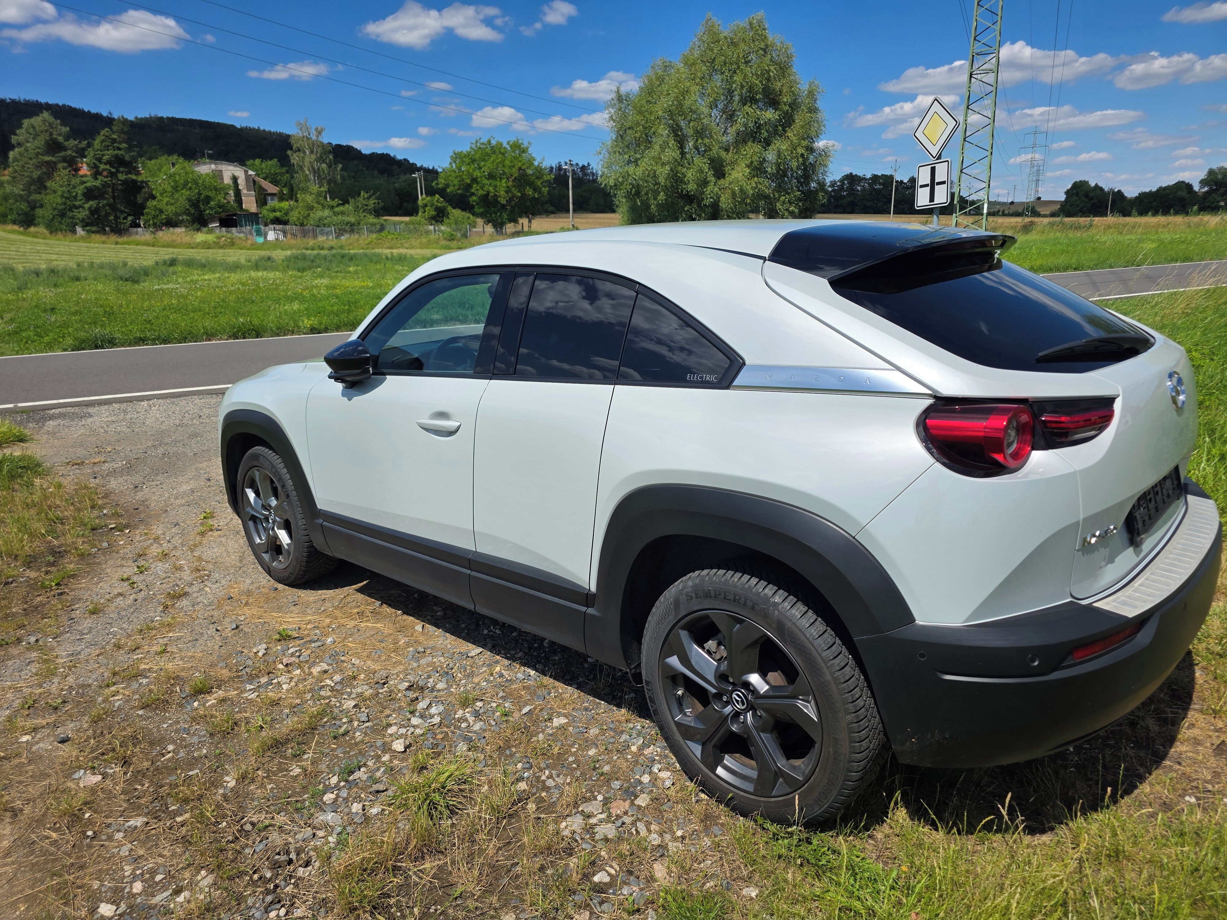 Mazda MX-30, EV, záruka, max výbav - fotka 3