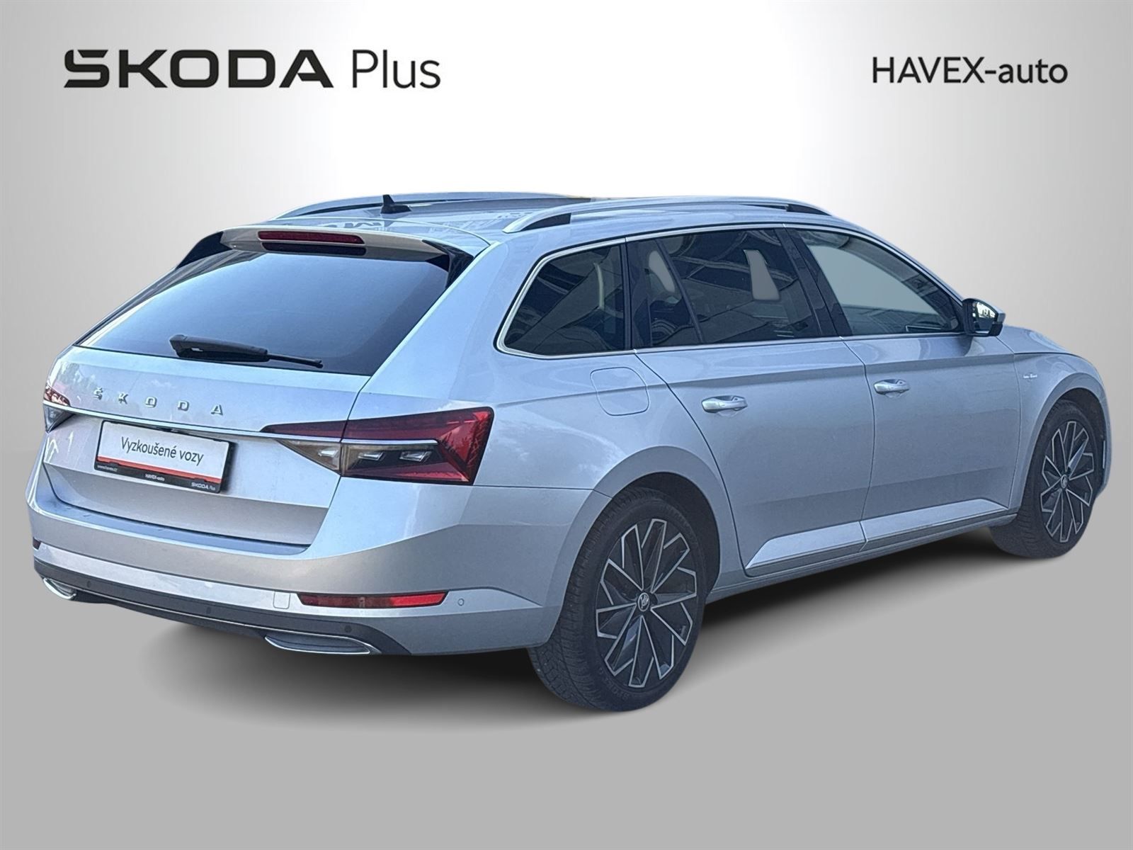 Škoda Superb, Combi 2.0 TDI 4x4 DSG L&K - fotka 2