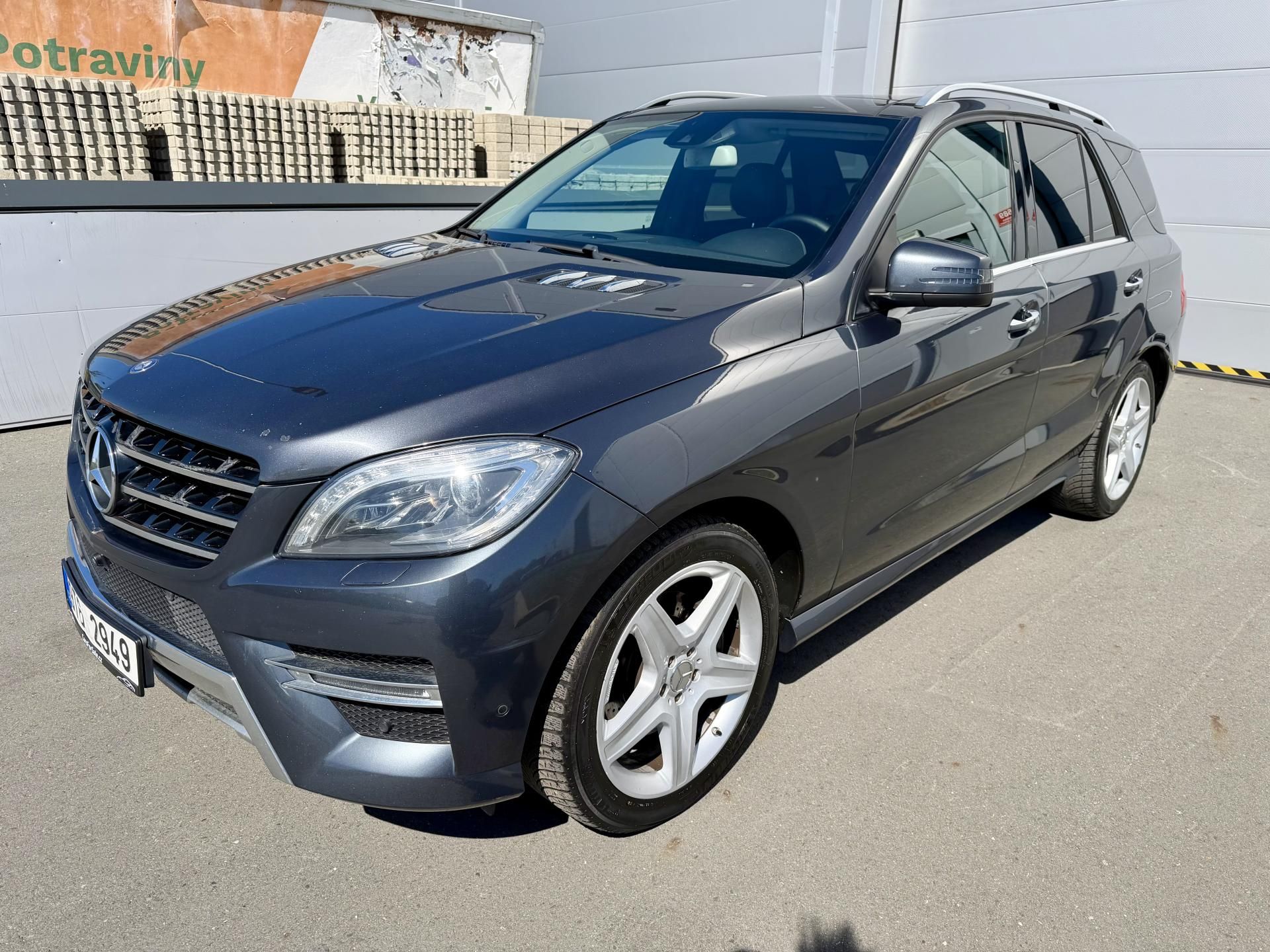 Mercedes-Benz ML, 350CDI 4M W166 AMG AIRMATIC ČR - fotka 3