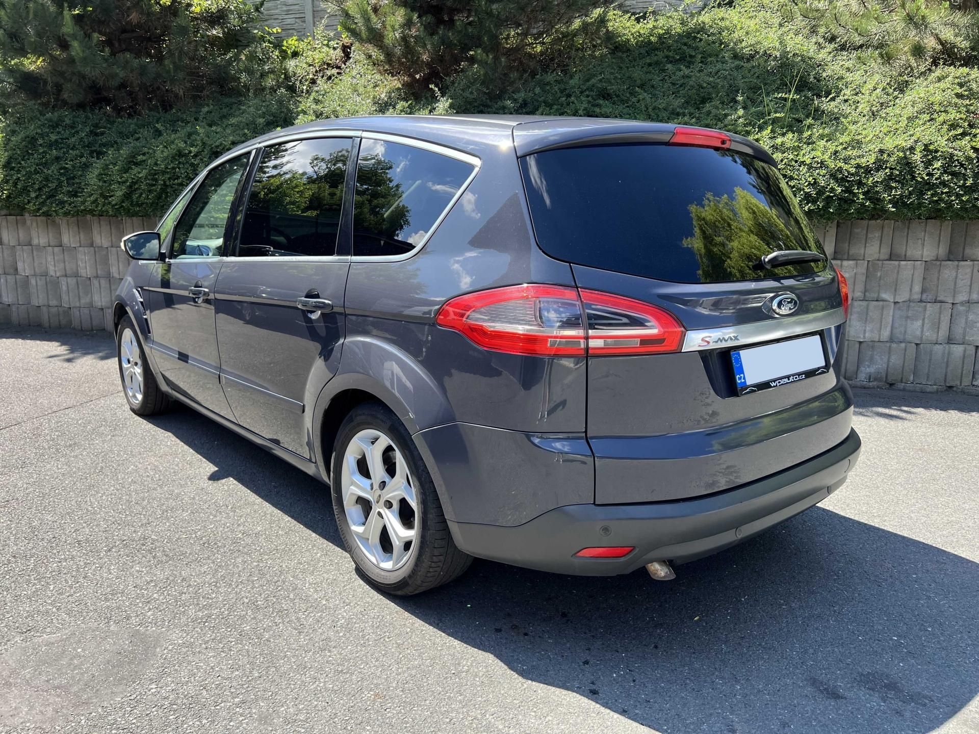 Ford S-MAX, 2.0 TDCi 103kW 7-MÍST SERVISKA - fotka 5