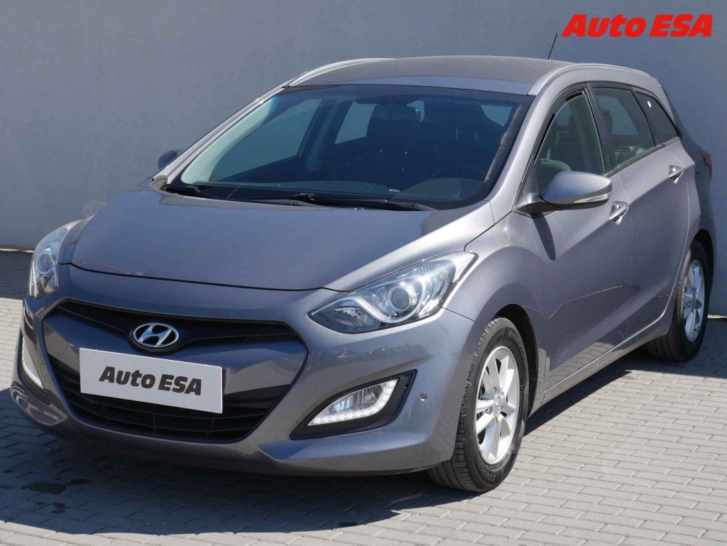 Hyundai i30, 1.6CVVT,1.maj,ČR - fotka 3