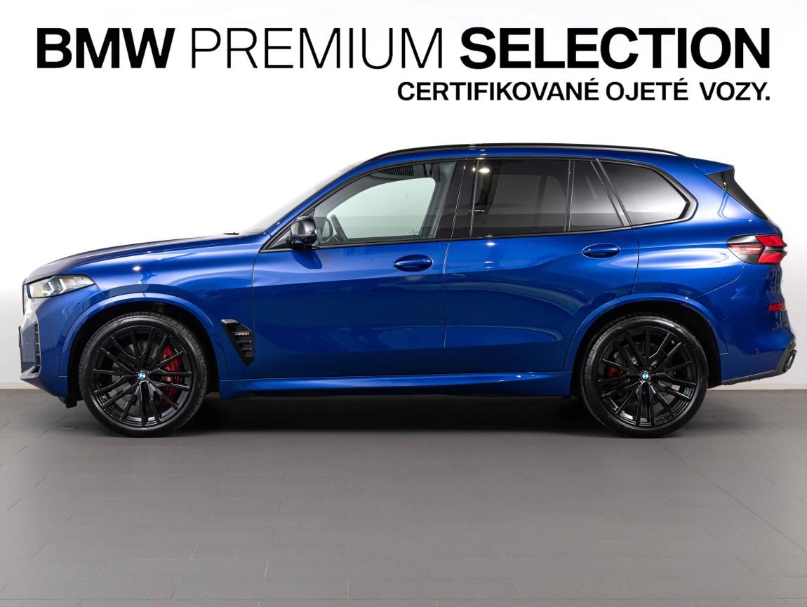 BMW X5, M60i - fotka 3