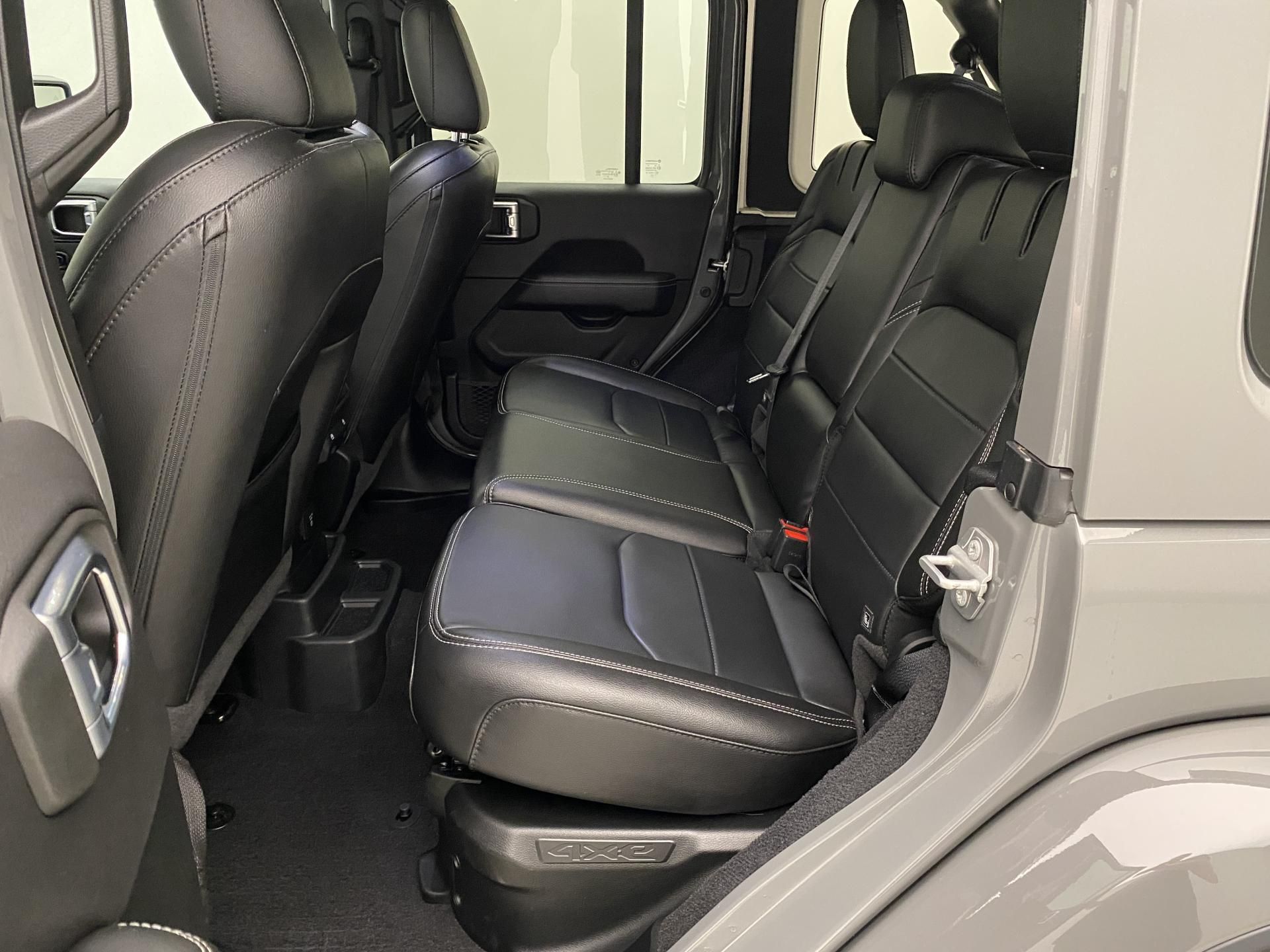 Jeep Wrangler, UNLIMITED PHEV 4xE AUT CZ - fotka 5