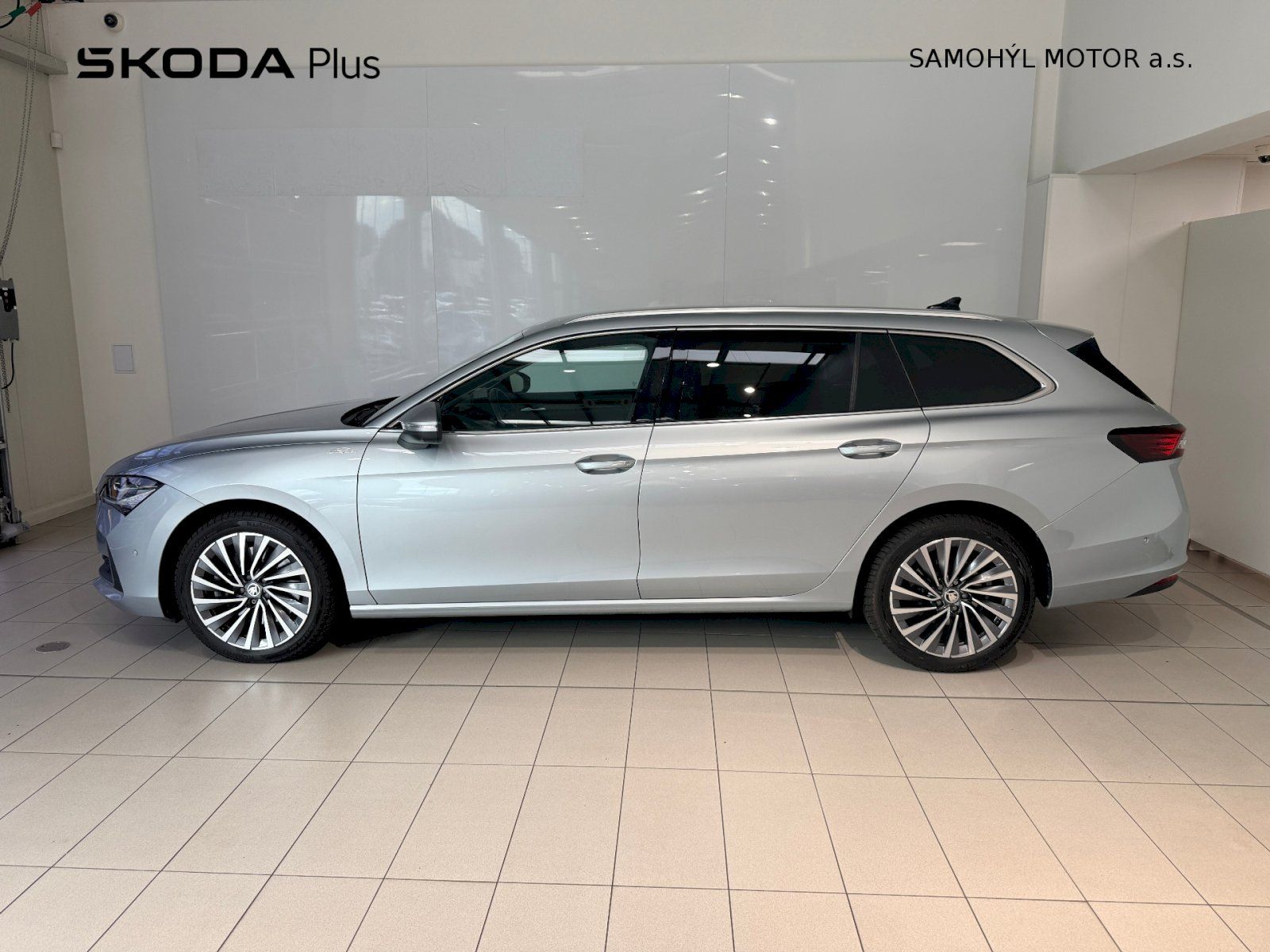 Škoda Superb, Combi 2.0 TDI 142 kW 4X4 A7A L - fotka 3