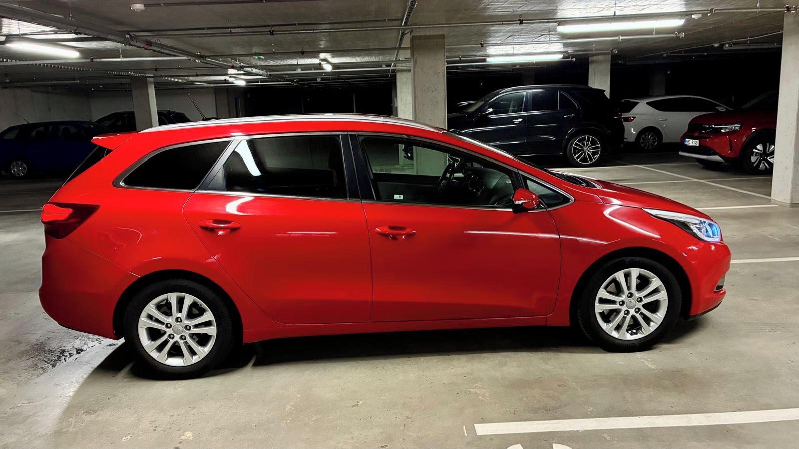 Kia Cee´d, Kia Cee´d 1.4, Exclusive, navi - fotka 3