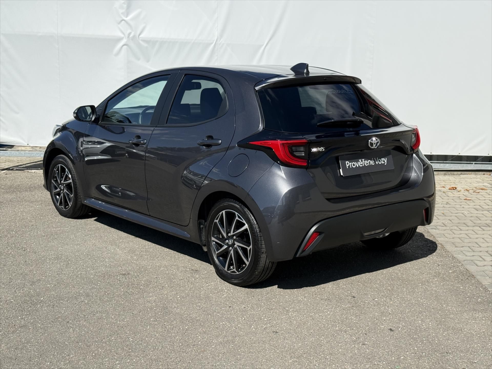 Toyota Yaris, 1,5 Comfort Tech Style - fotka 4