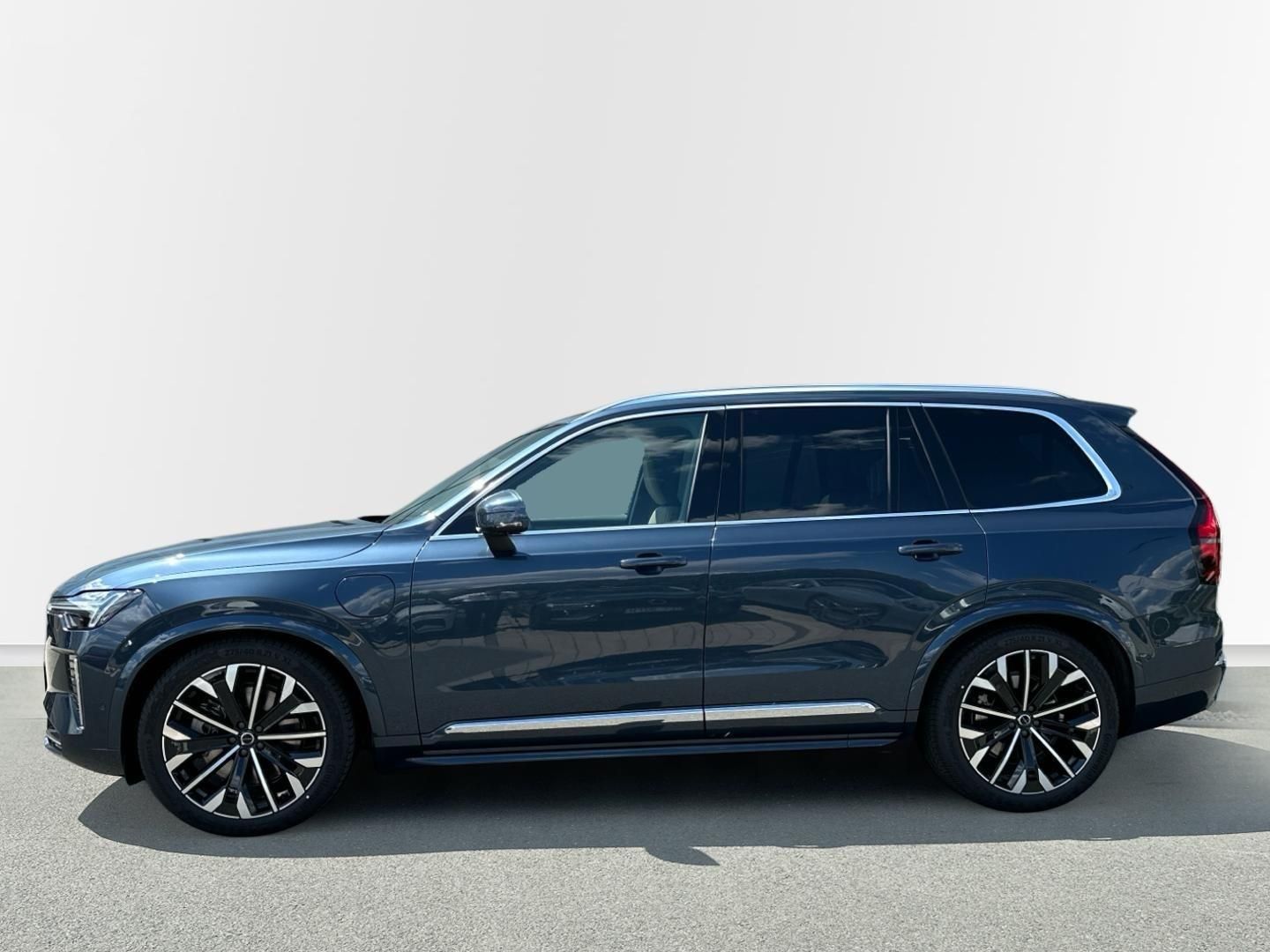 Volvo XC90, 2.0T8 AWD 335kW 4x4  PLUS BRIG - fotka 2