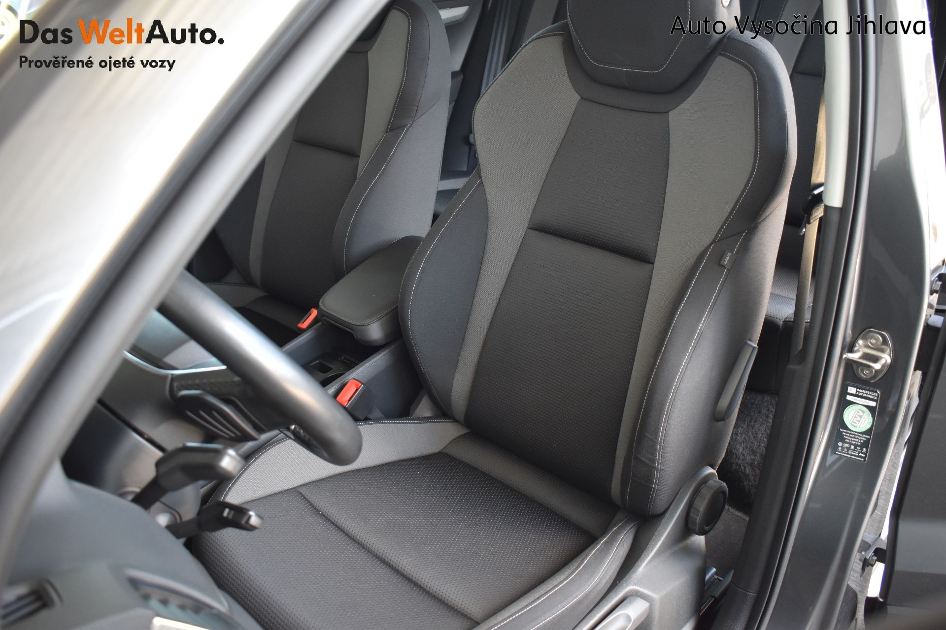 Škoda Karoq, 1.5TSI 110kW DSG, LED,Závěs - fotka 5