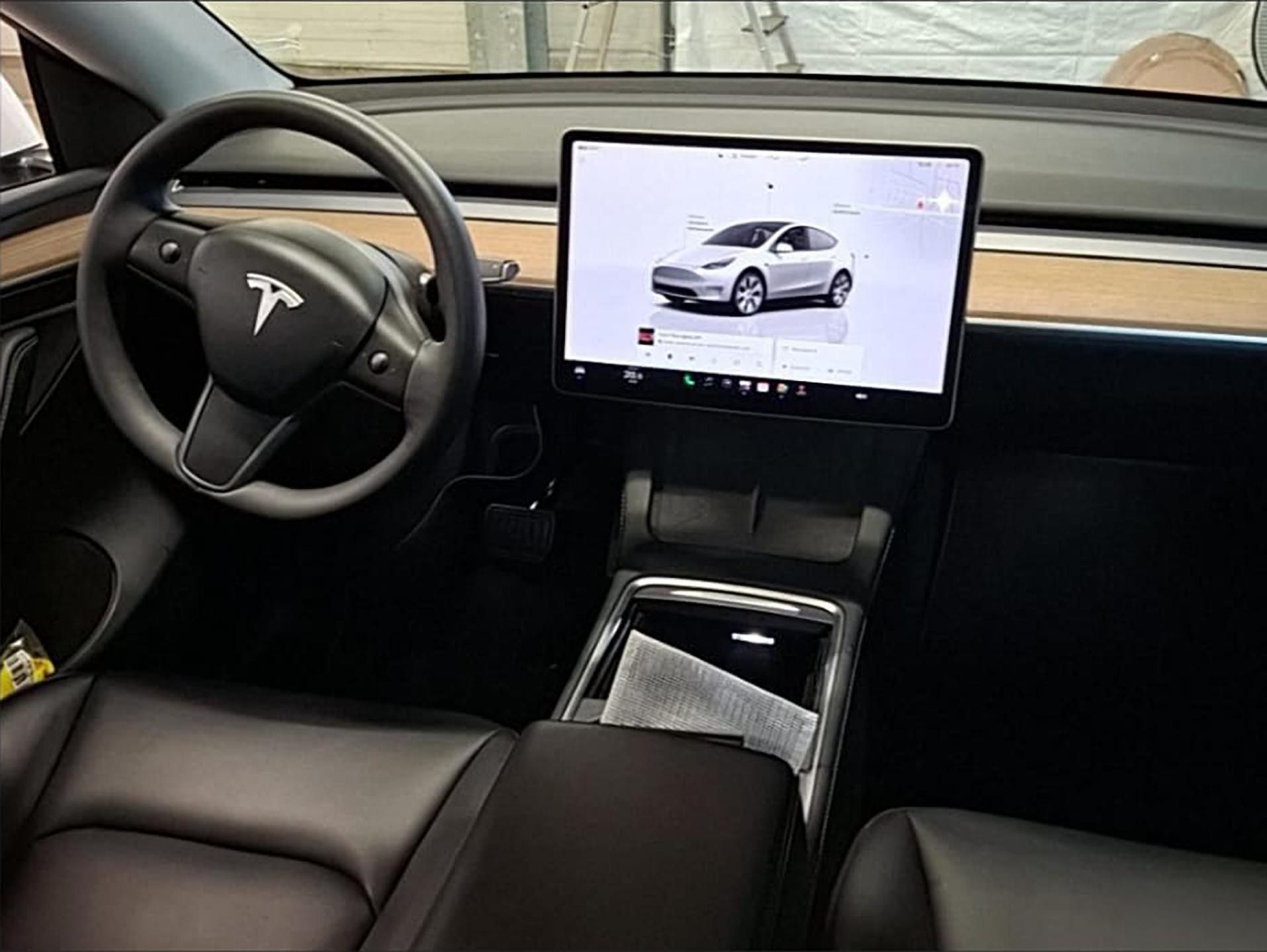 Tesla Model Y, Long Range AWD – 514 HP - fotka 5