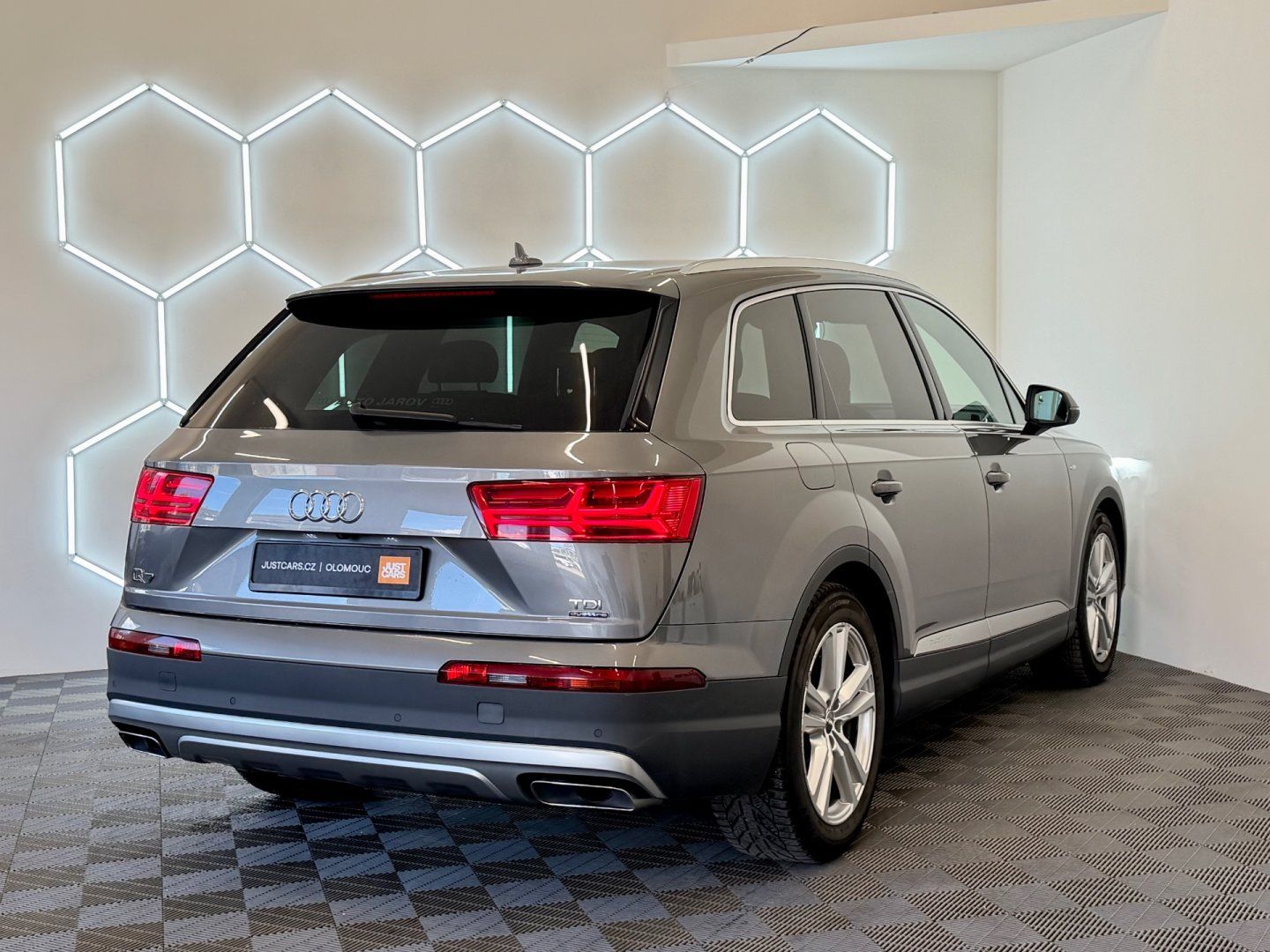Audi Q7, 3.0 TDI S-LINE/ - fotka 4