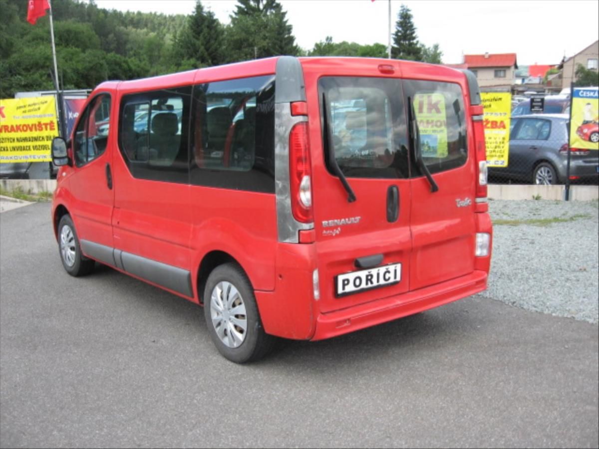 Renault Trafic, 2,0 6 Míst - fotka 5