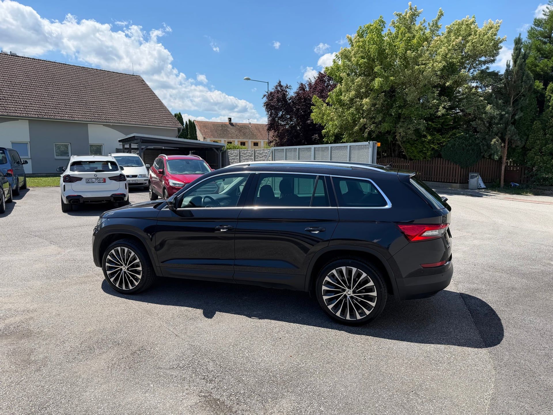 Škoda Kodiaq, 2.0 TDI/4x4/DSG/ČR-1.maj. - fotka 3
