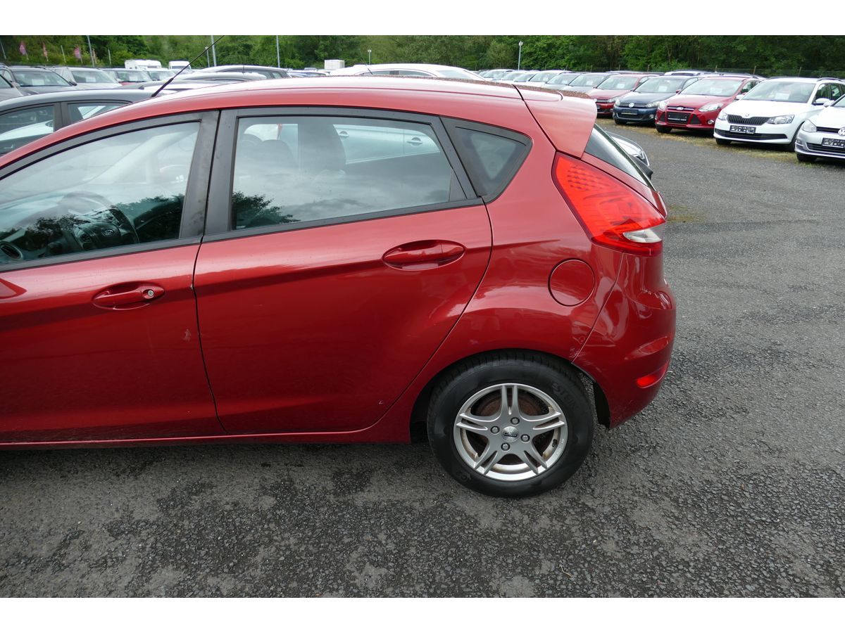 Ford Fiesta, 1,2 60KW KLIMA - fotka 6