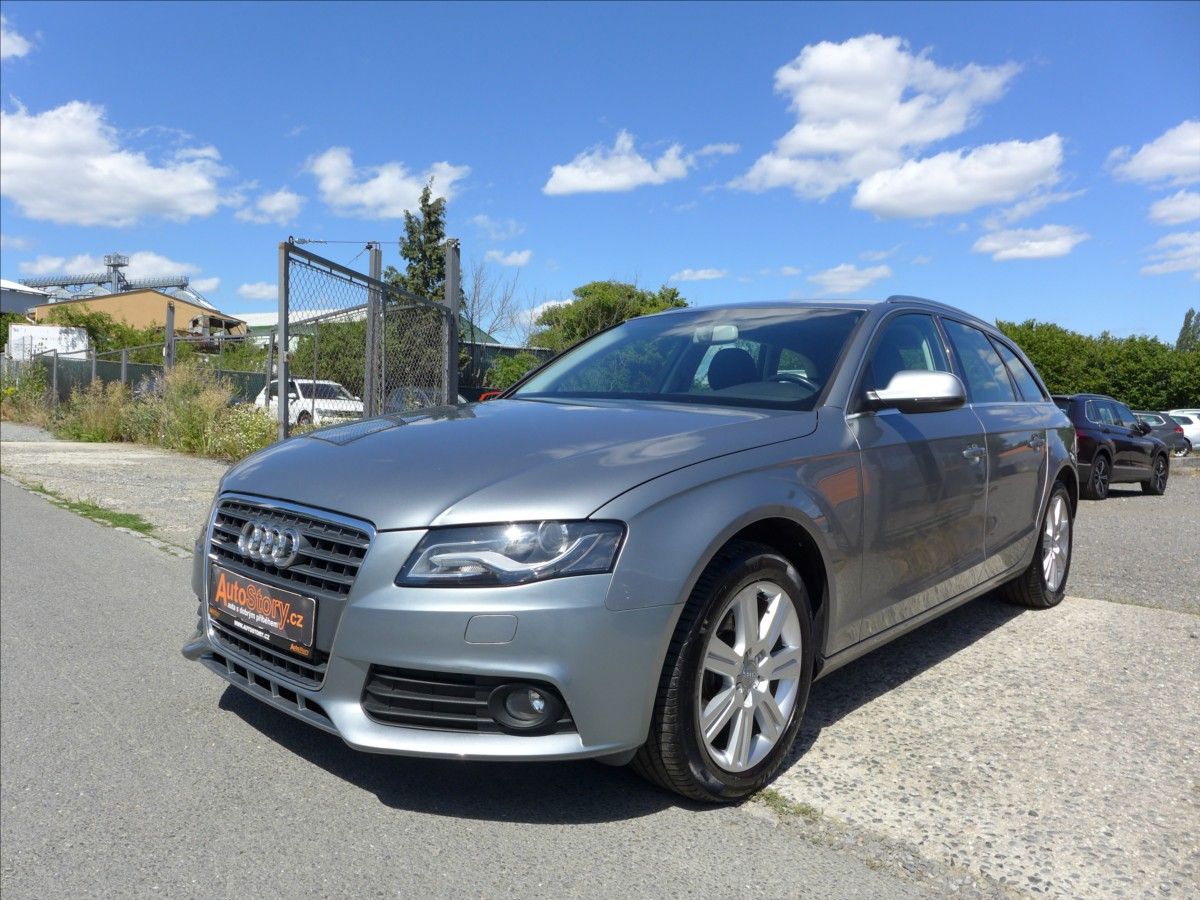 Audi A4, 2,0 TDI  QUATTRO 1.MAJITEL - fotka 2