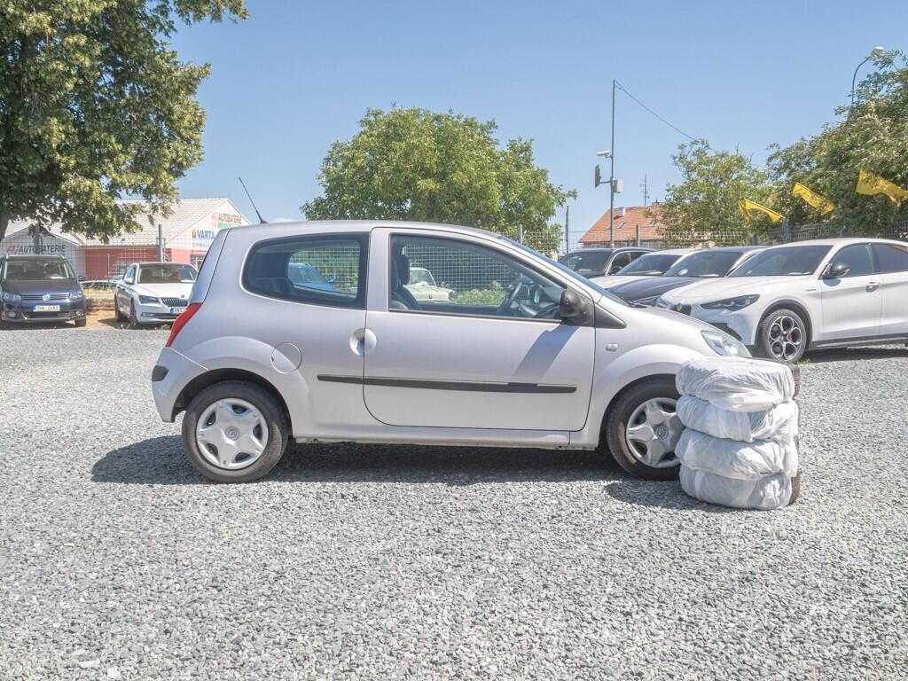 Renault Twingo, 1.2i 55KW – 2x KOLA - fotka 4