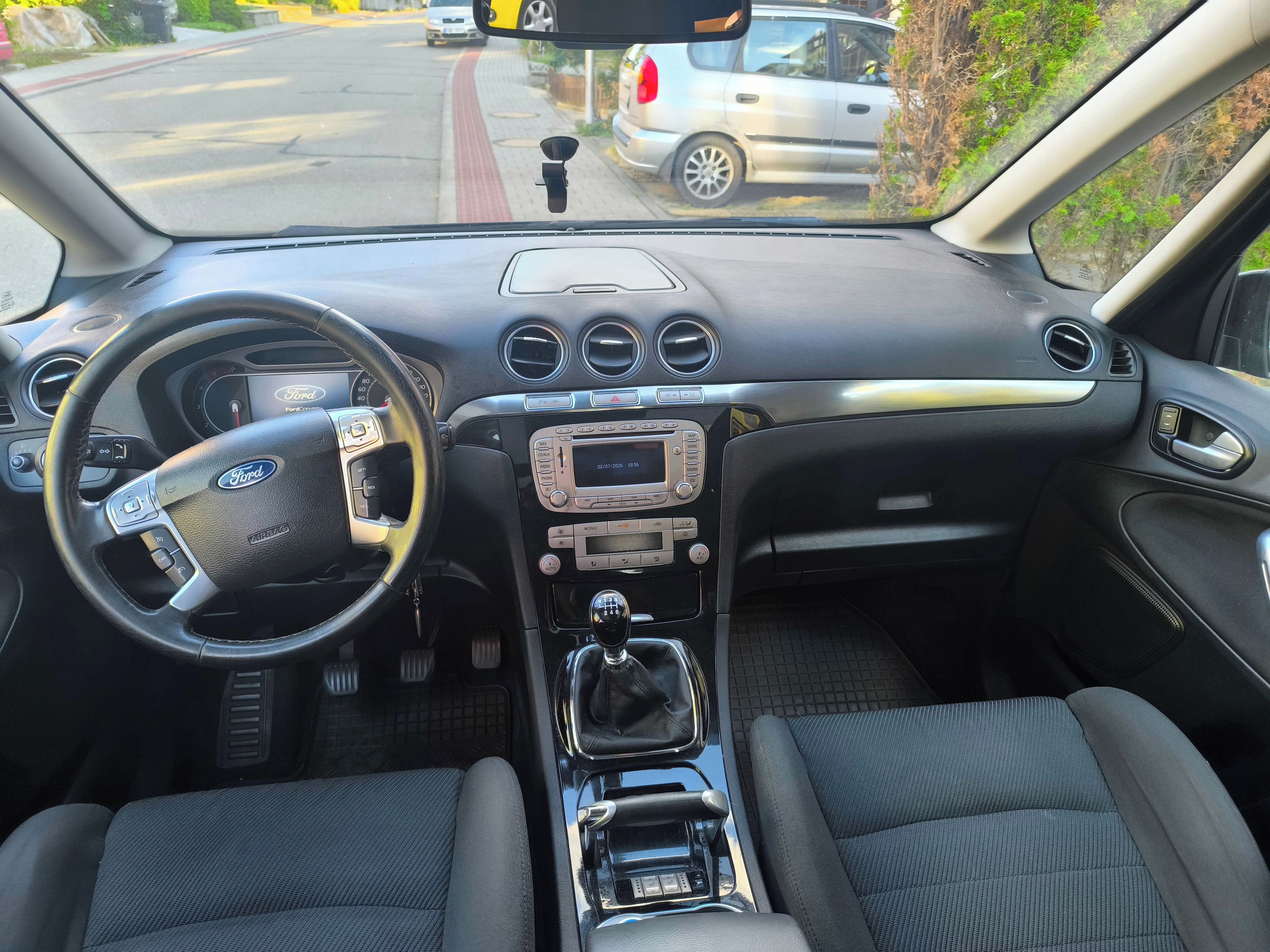 Ford Galaxy, 2,0tdi - fotka 4
