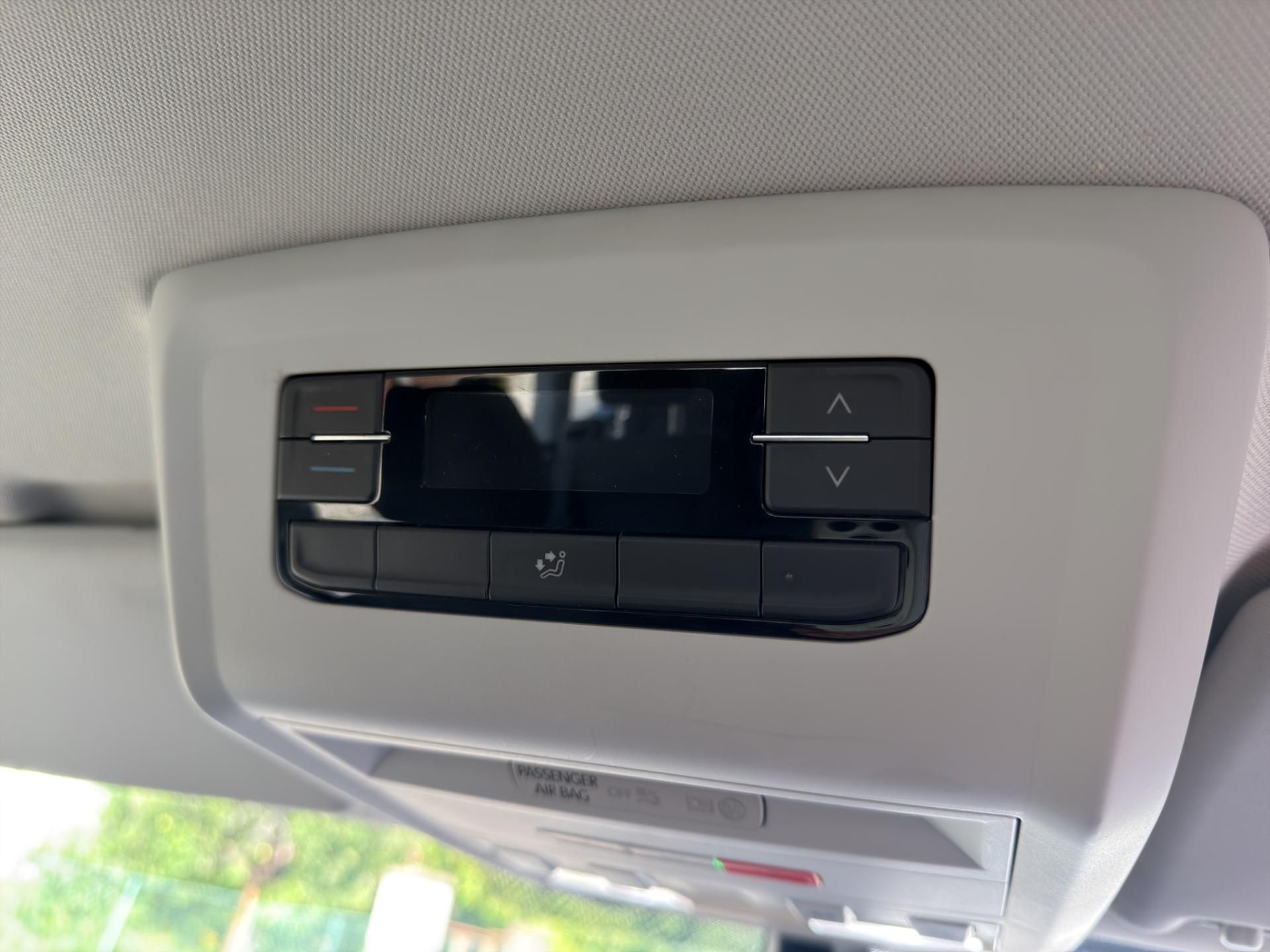 Volkswagen Multivan, 110KW  MULTIVAN FAMILY - fotka 3