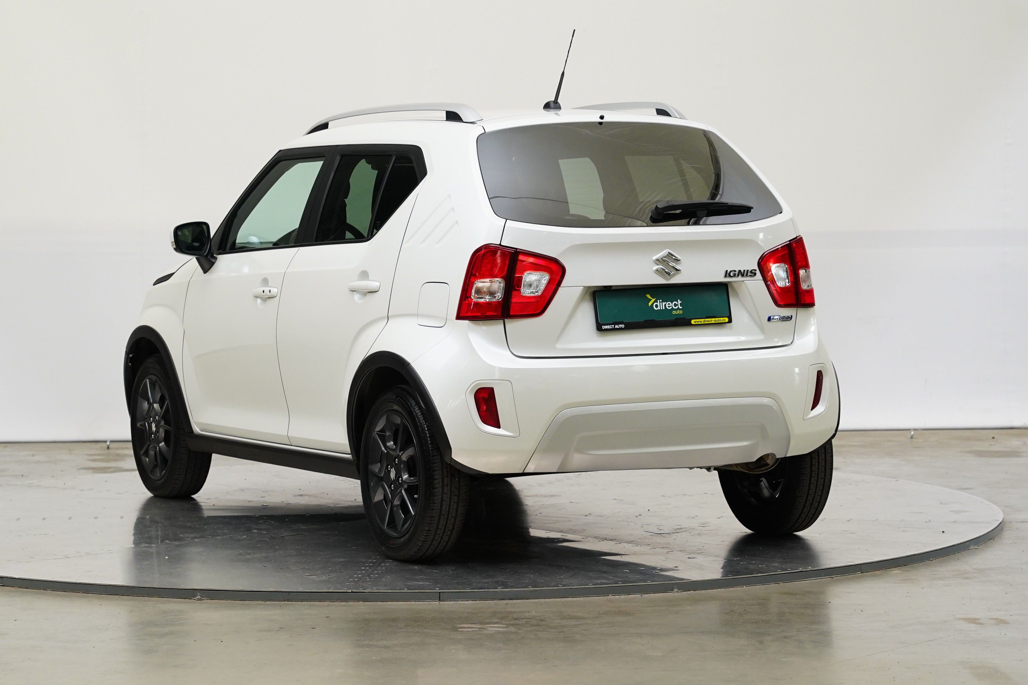 Suzuki Ignis, 1.2 DualJet 61 kW - fotka 3