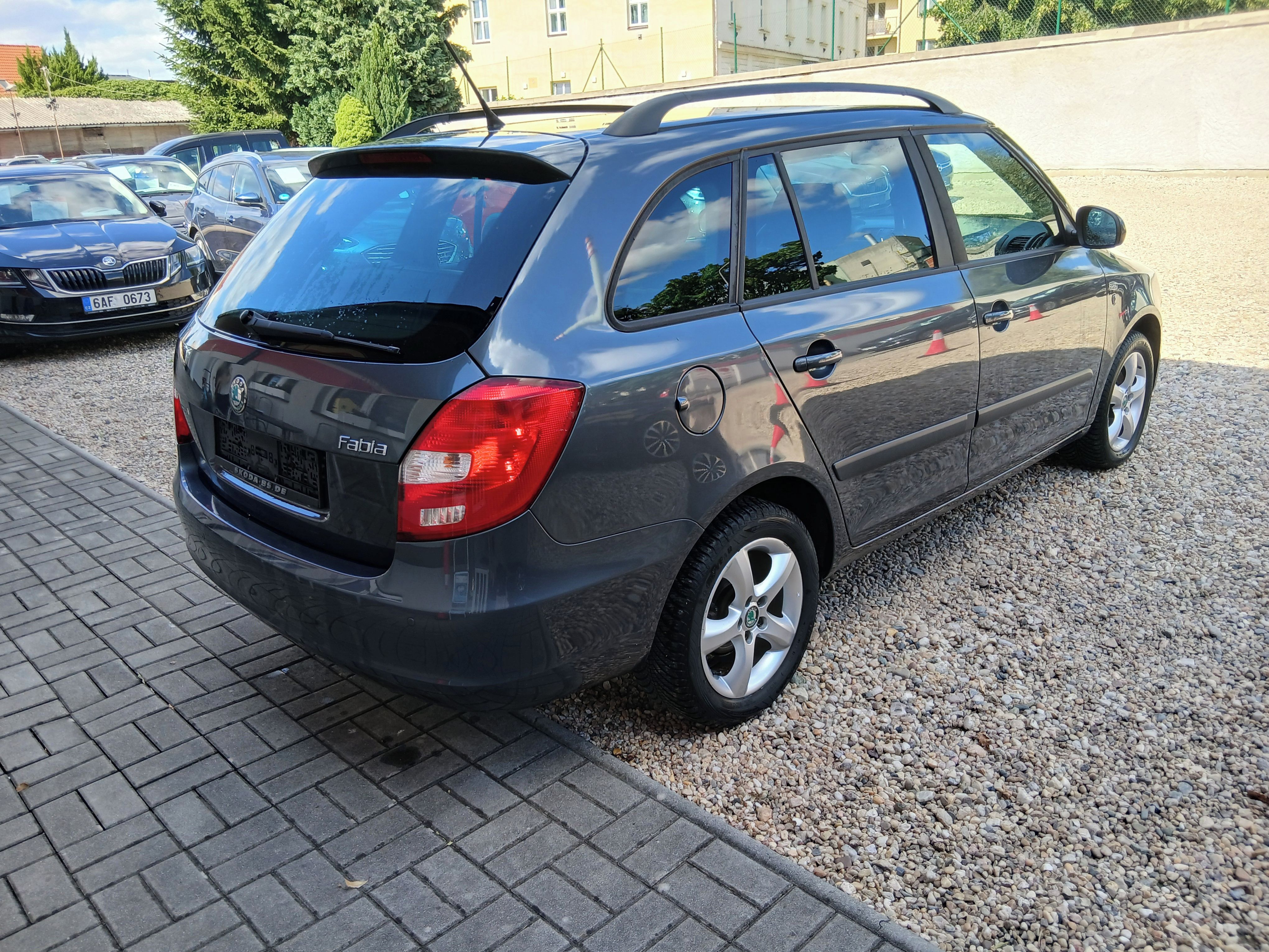 Škoda Fabia, 1.2 TSi 63KW Family S.Kniha, K - fotka 5