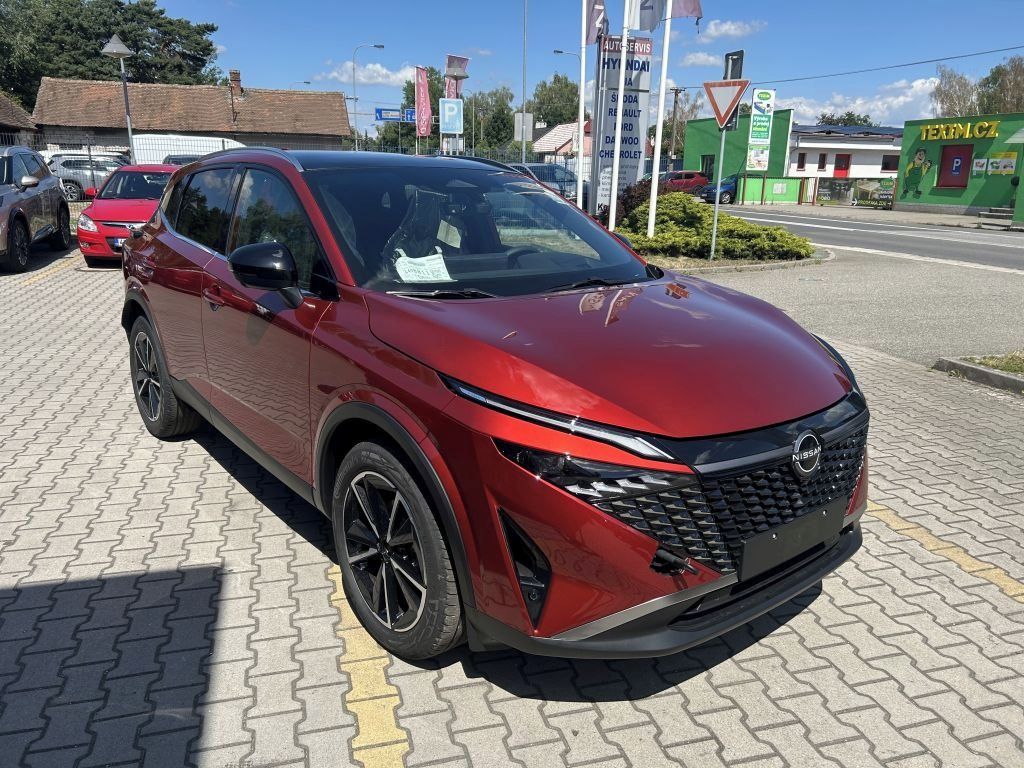 Nissan Qashqai, 1.3DIG-T 158PS AT Tekna
