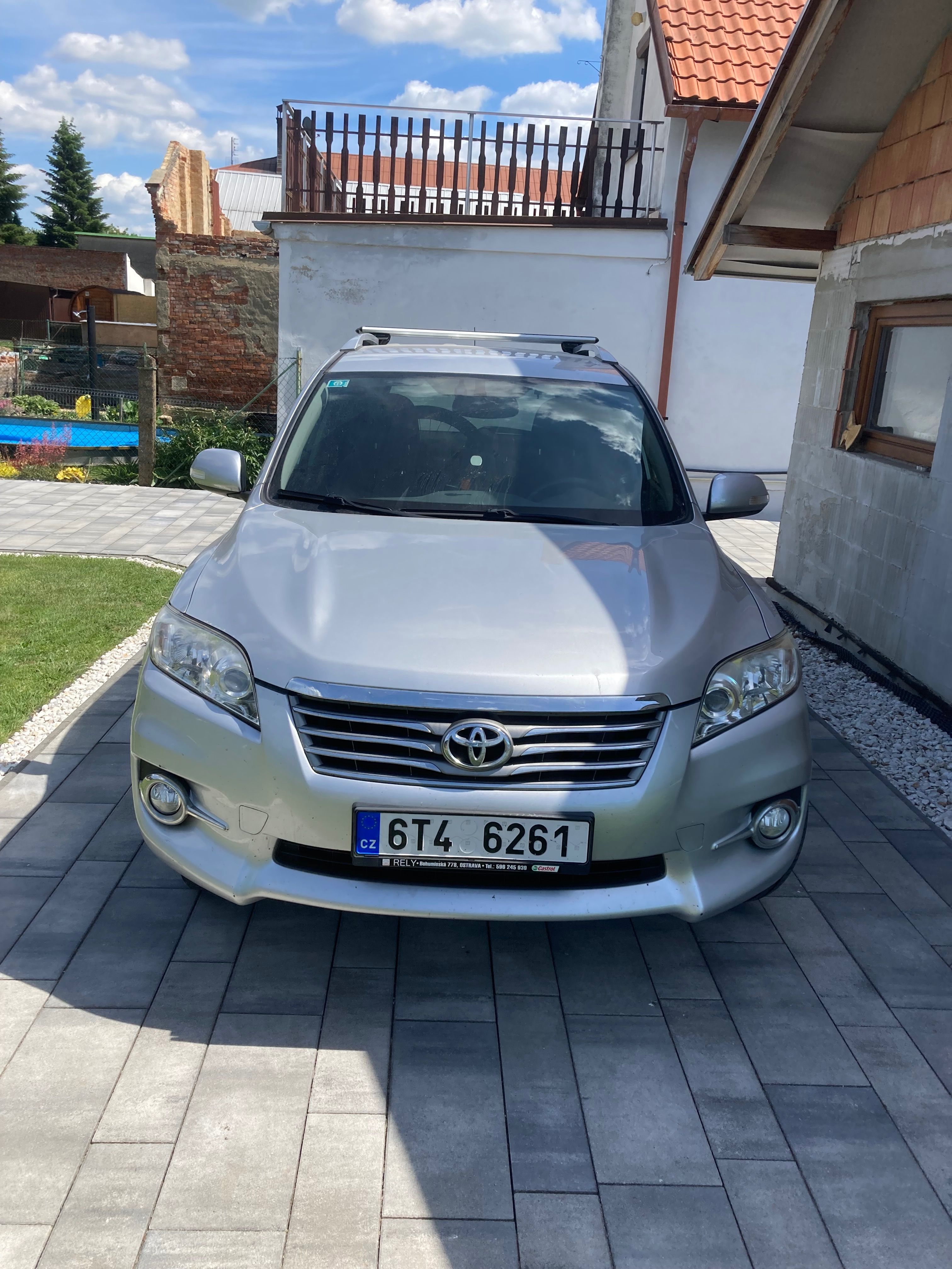 Toyota Rav4 - fotka 3