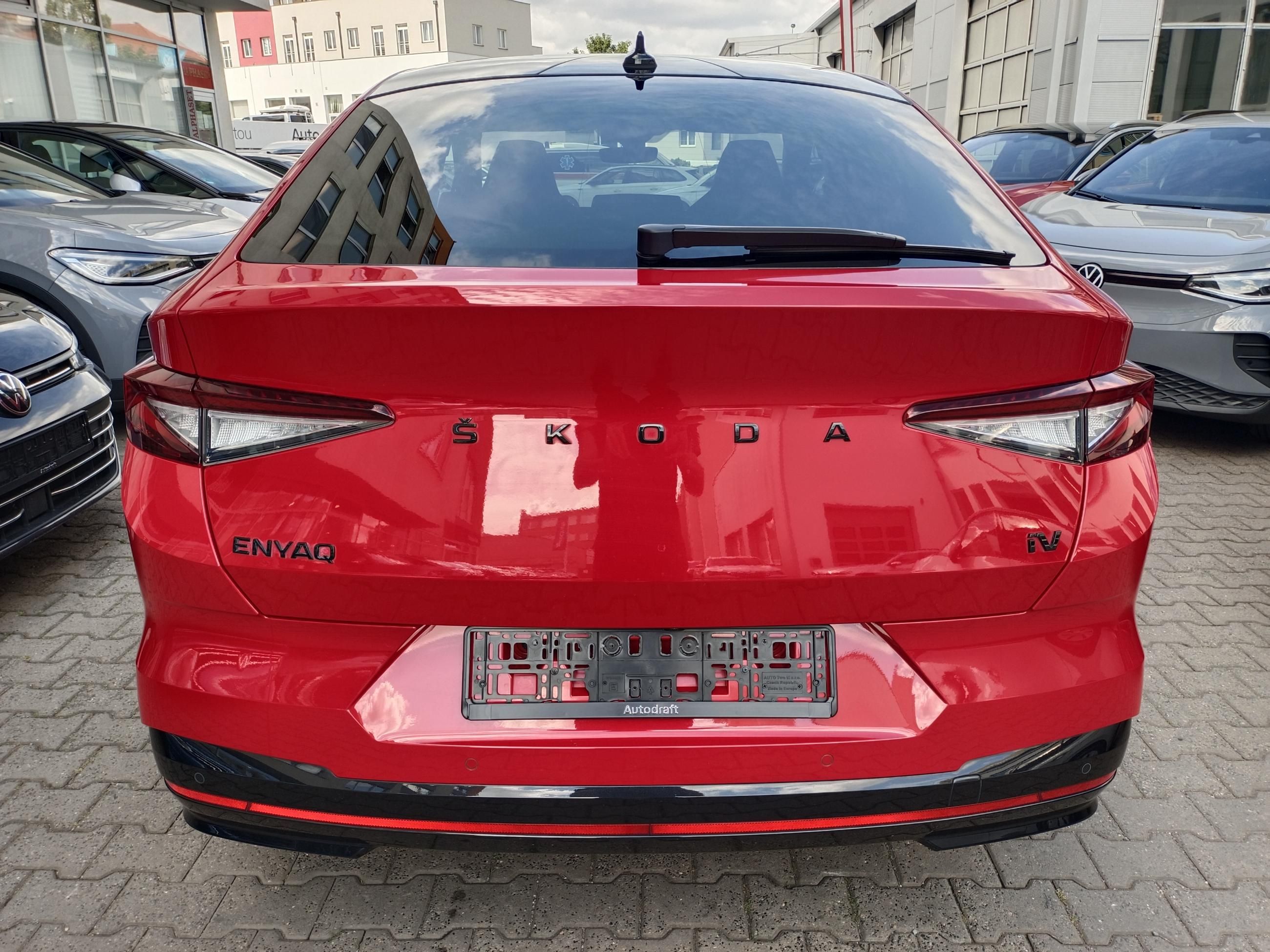 Škoda Enyaq Coupé, iV RS 4x4 220kW Tažné Panorama - fotka 6