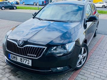 Škoda Superb 2 facelift 2015