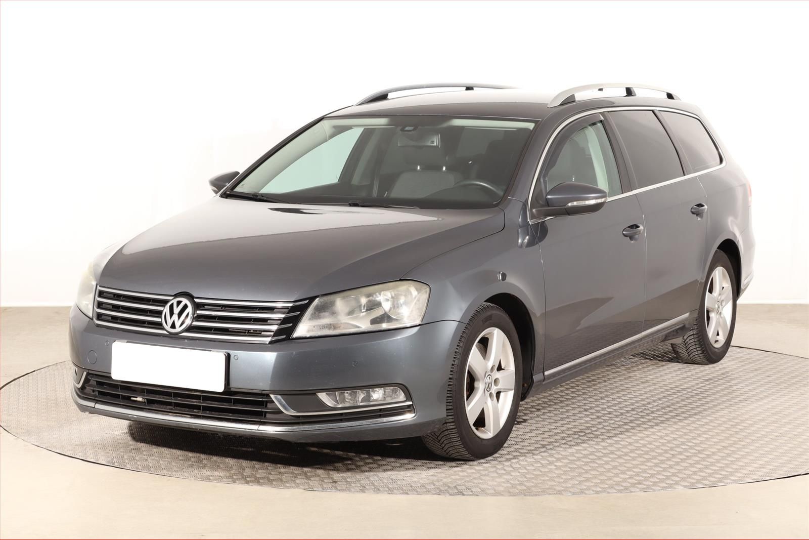 Volkswagen Passat, 1.6 TDI - fotka 2