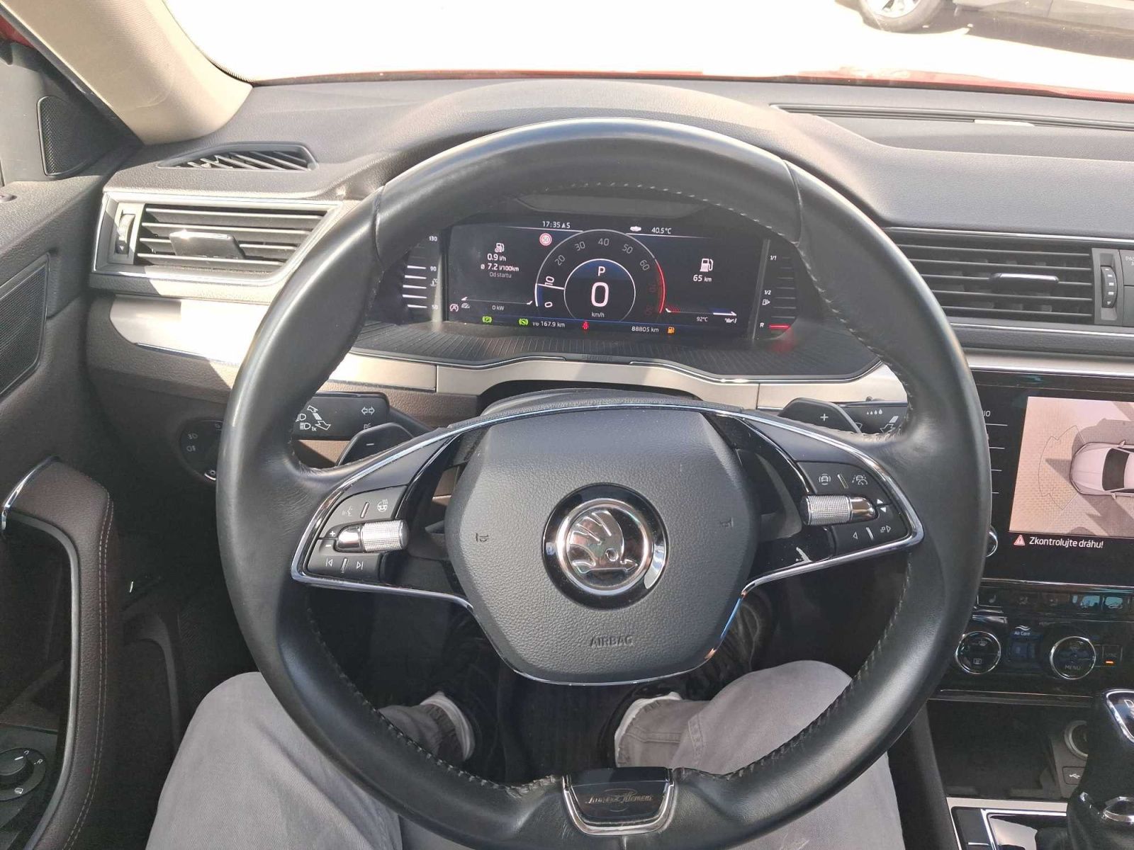 Škoda Superb, 2.0 TSI, Laurin&Klement - fotka 3