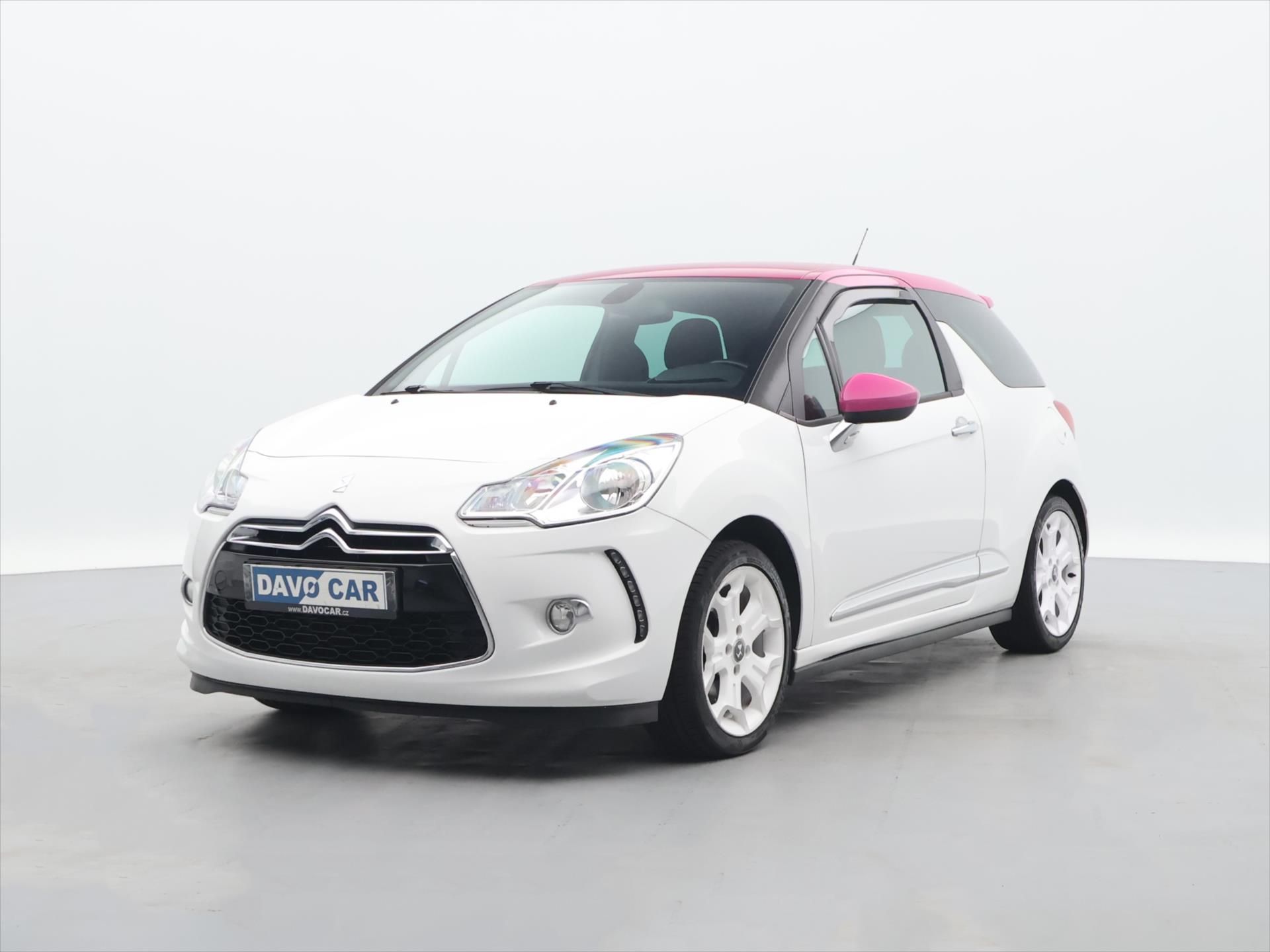 Citroën DS3, 1,6 Turbo 115kW Aut.klima 1.Ma - fotka 3