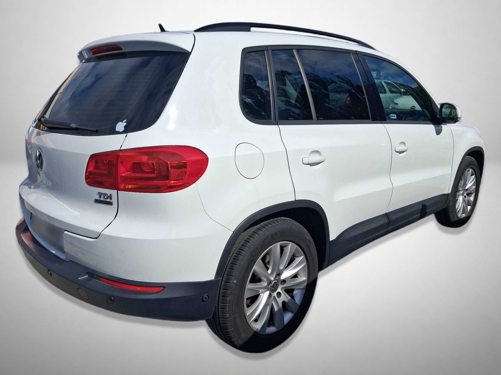 Volkswagen Tiguan, 2.0 TDI, Automatická klima - fotka 2