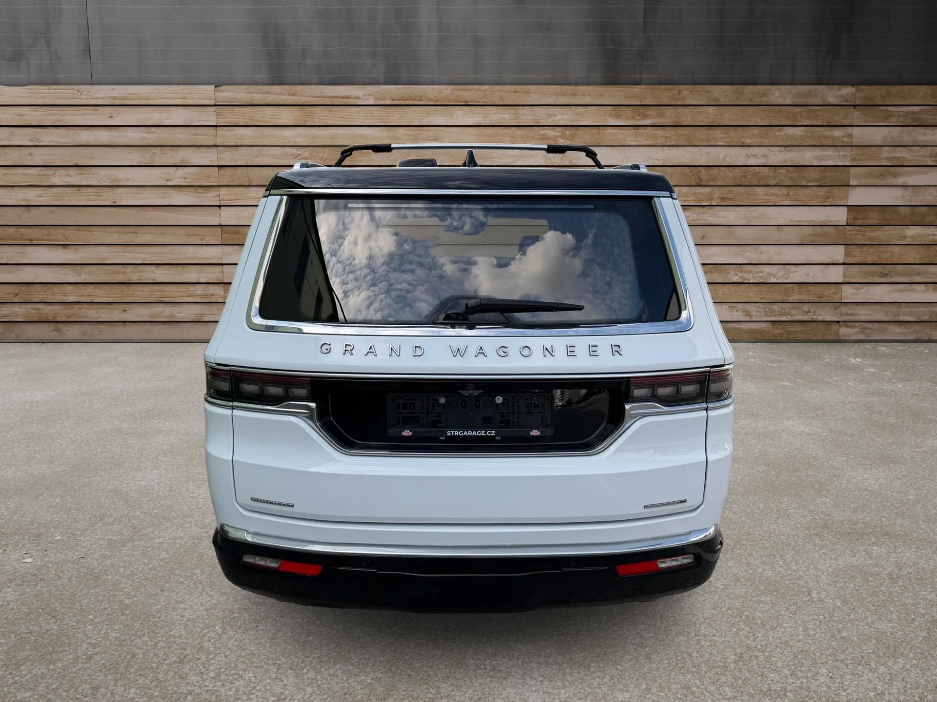 Jeep Grand Wagoneer, + SERIES III + DPH + FULL + - fotka 4