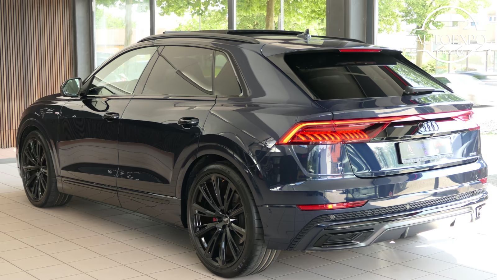 Audi Q8, 55 TFSI quattro competiton - fotka 5