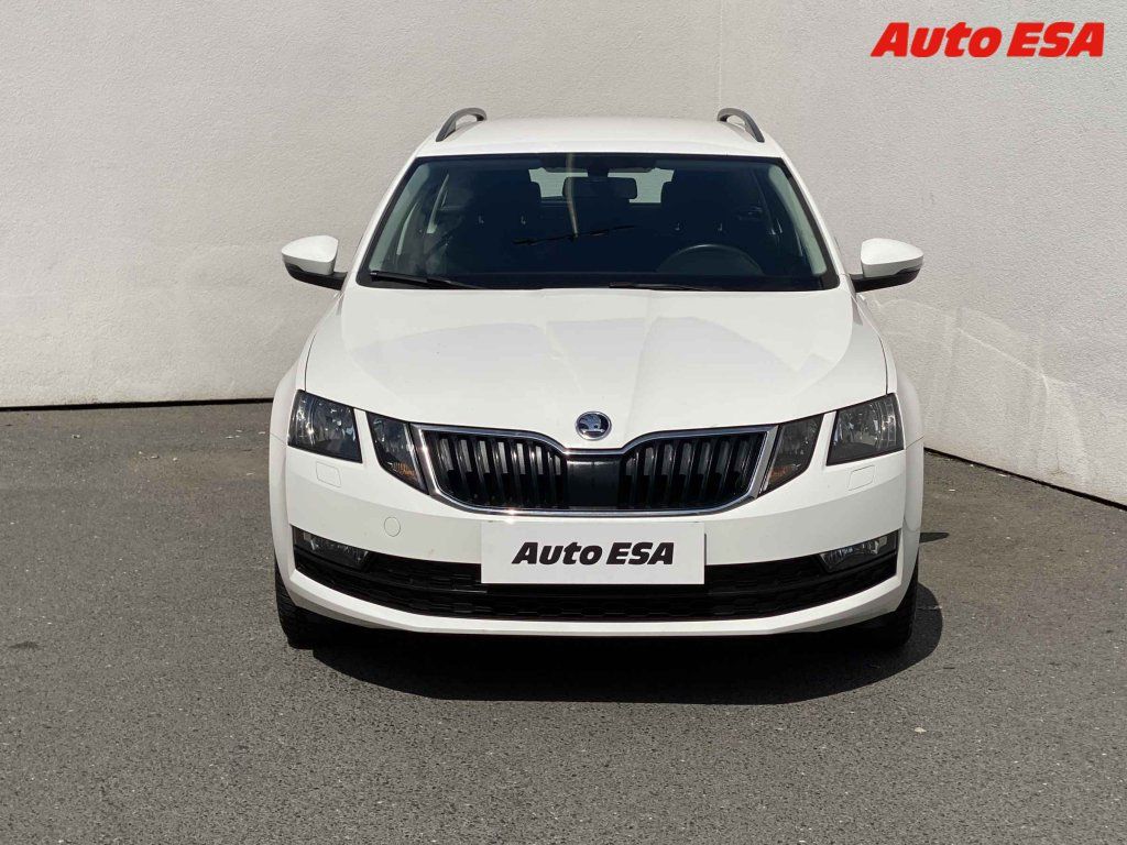 Škoda Octavia, 1.6 TDi - fotka 2