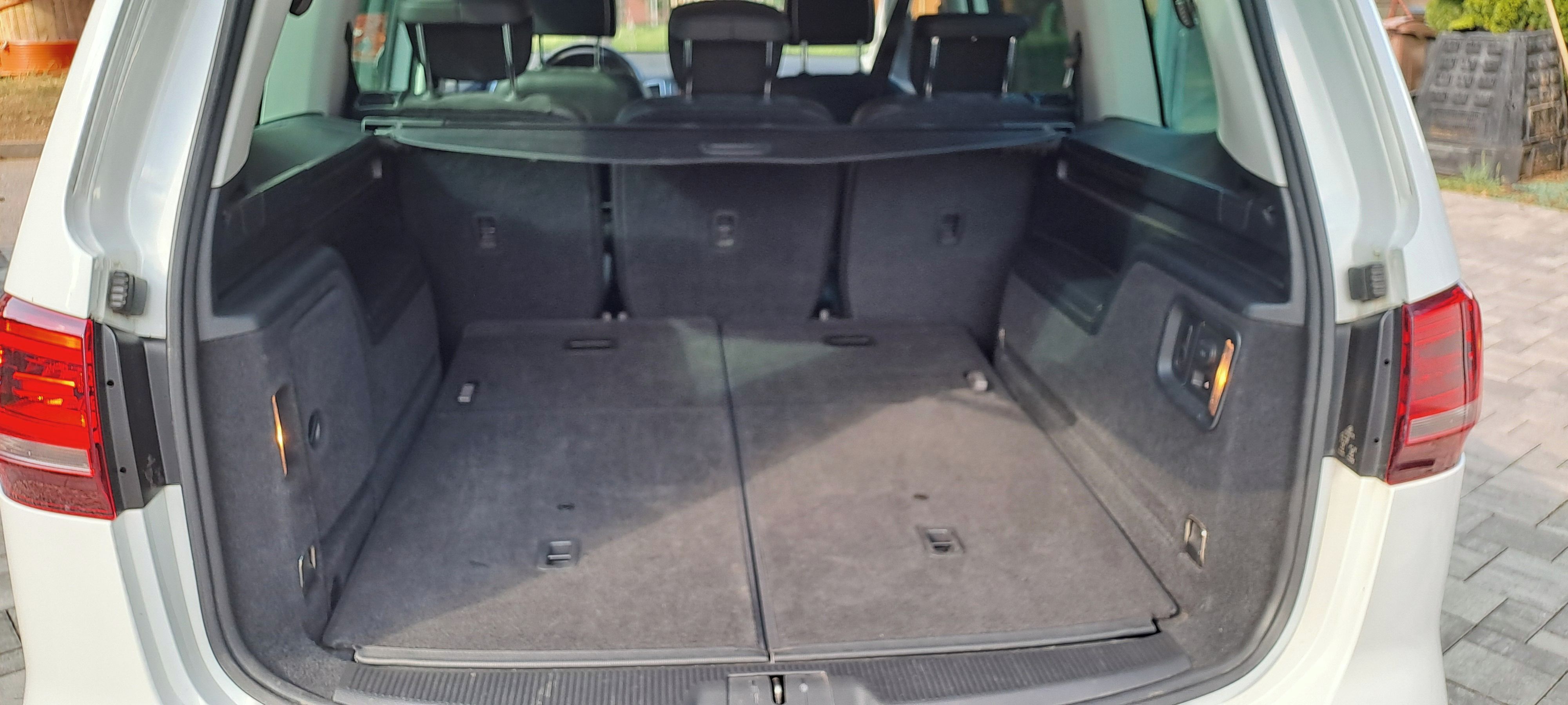 Volkswagen Sharan, DSG 7 míst - fotka 6
