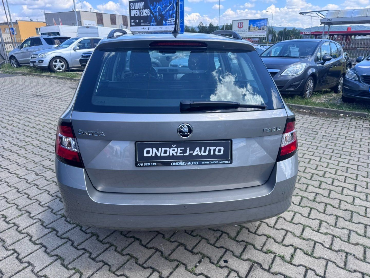 Škoda Fabia, 1,2 TSI 81 KW 2. MAJ KILOMETRY - fotka 4