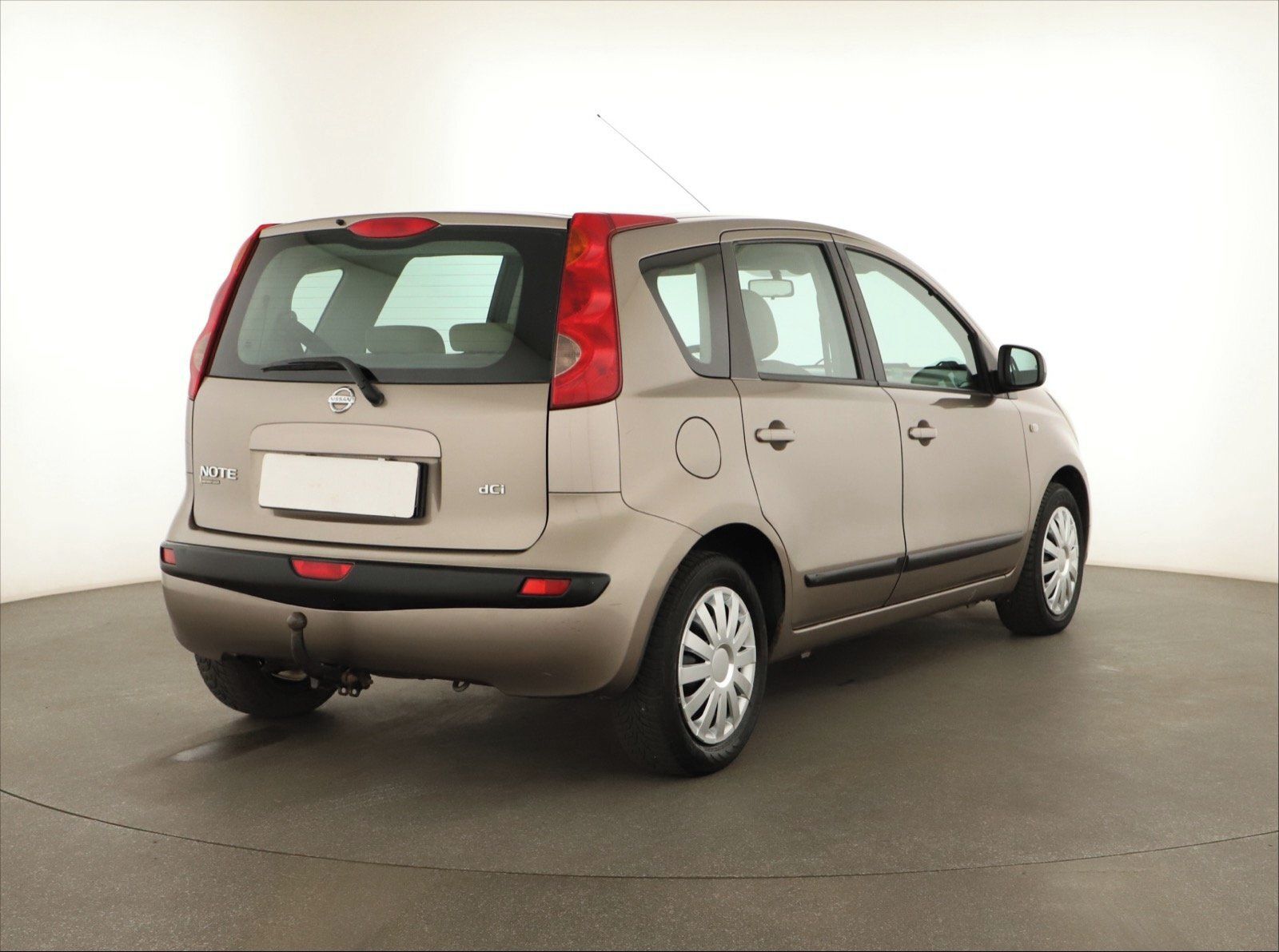 Nissan Note, 1.5 dCi, rezervace - fotka 5