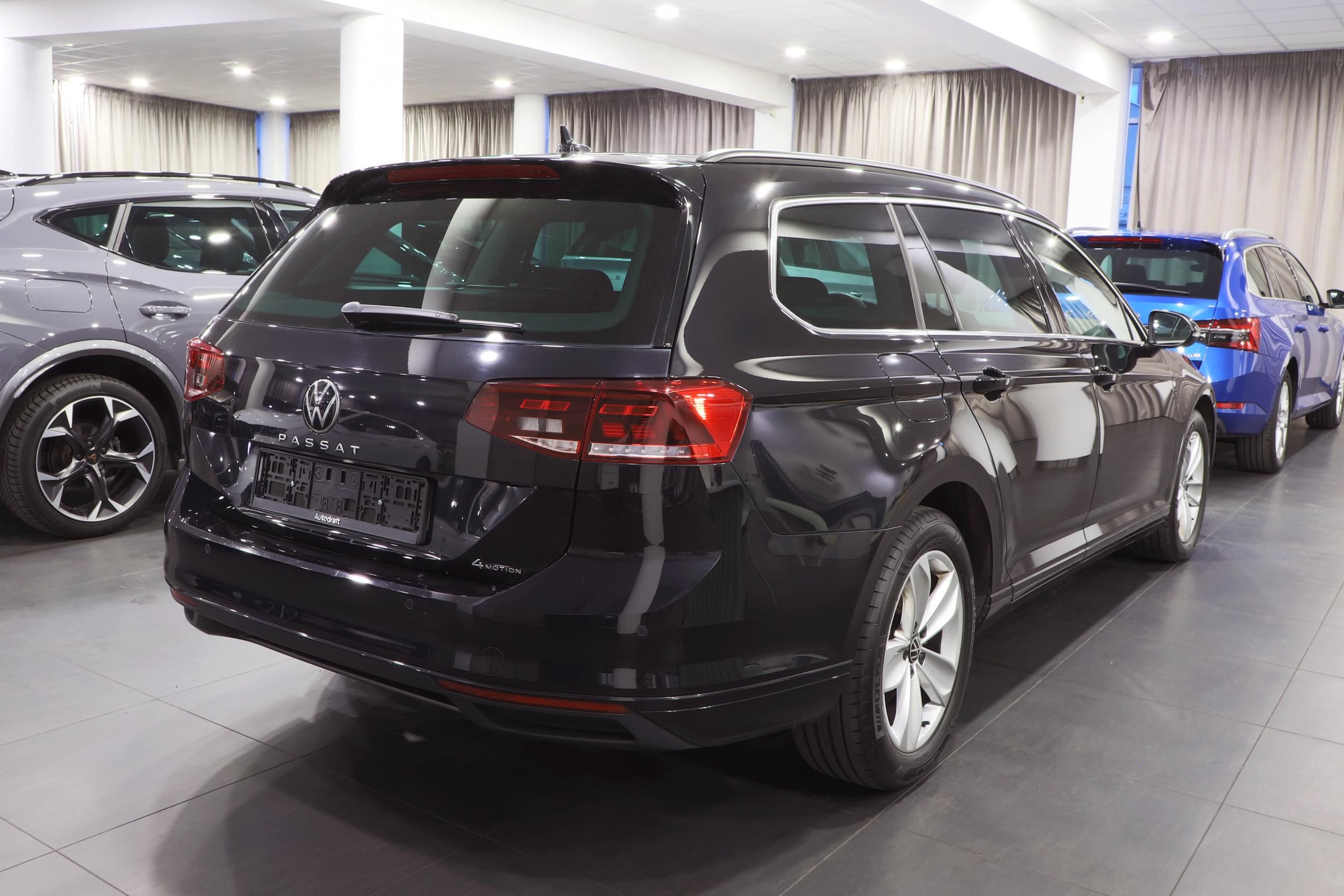 Volkswagen Passat Variant, 2.0 TDI 147kW 4x4 DSG / Záruka - fotka 3