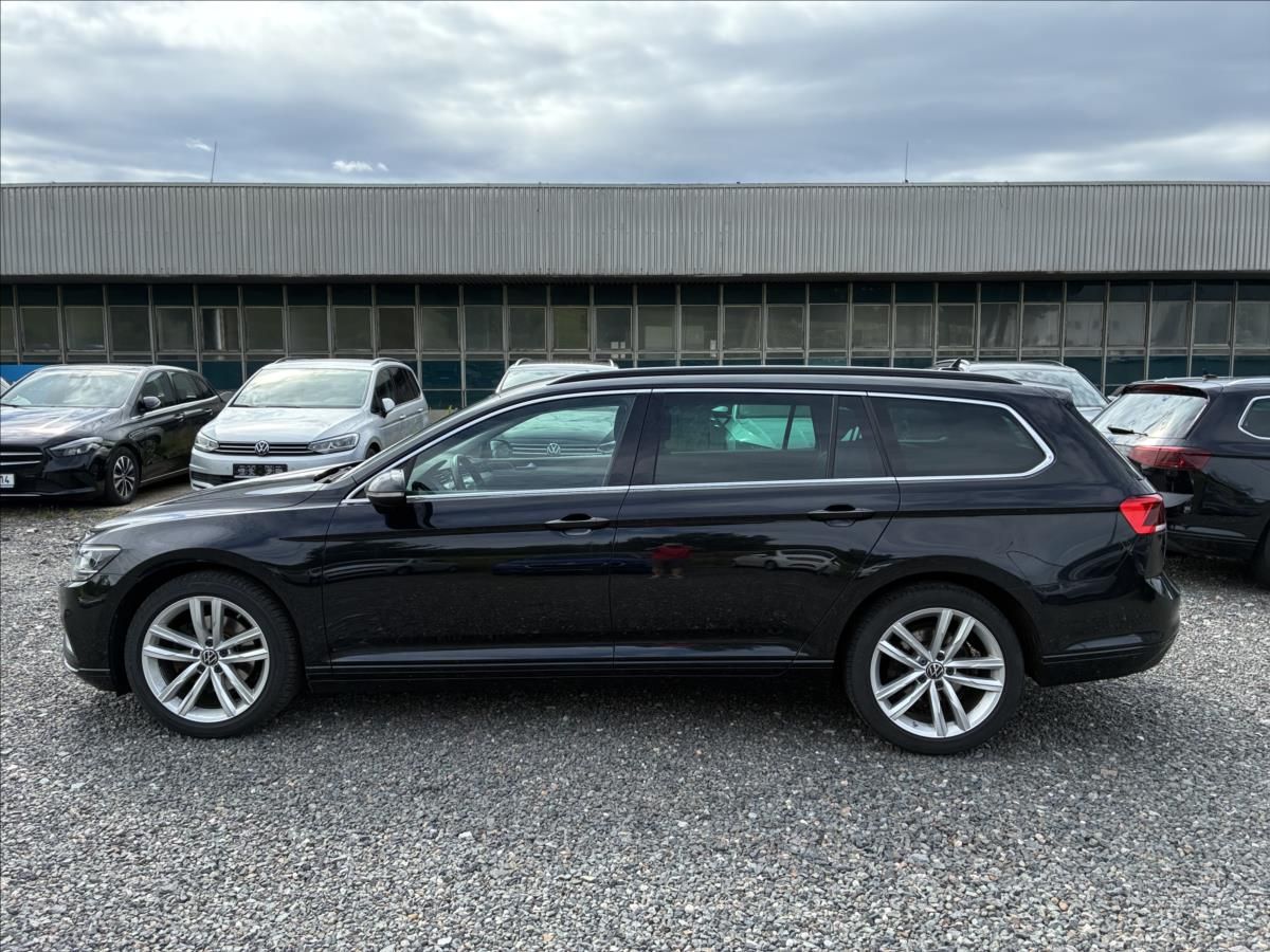 Volkswagen Passat, 2,0 TAŽNÉ,KAMERA,APP-CONNECT - fotka 2
