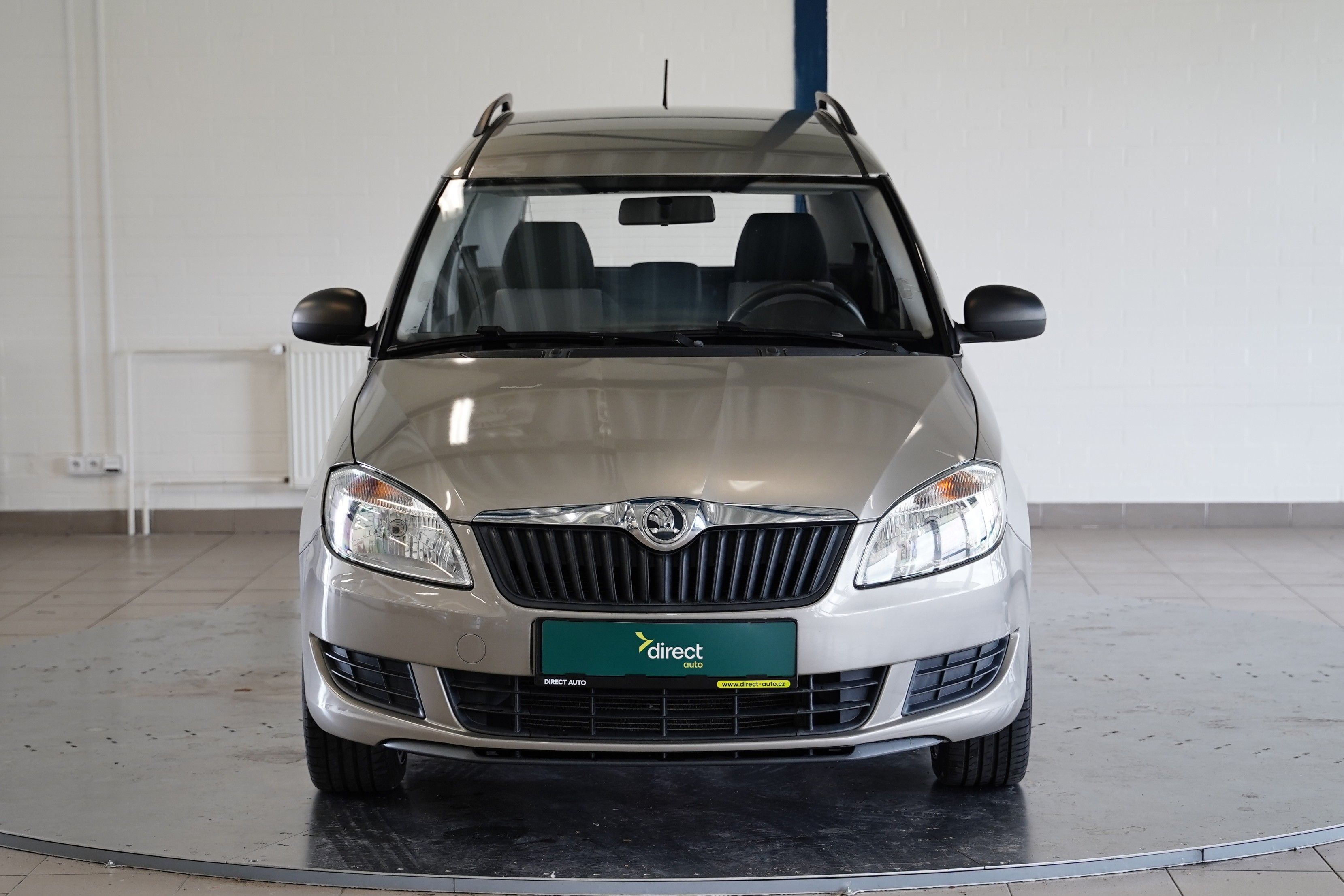 Škoda Roomster, 1.2 HTP 51 kW Active - fotka 4