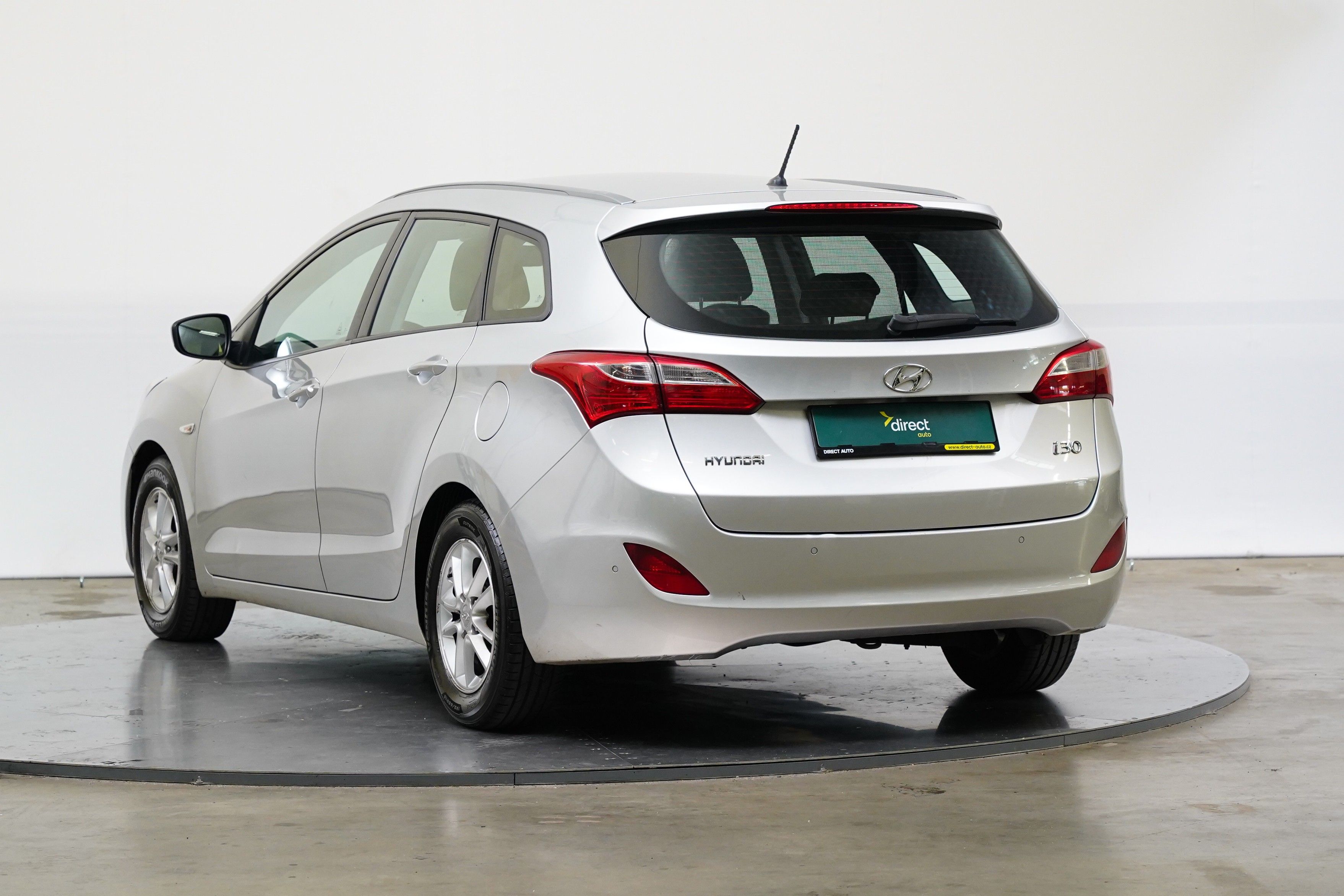 Hyundai i30, 1.6 CRDi 81 kW - fotka 6