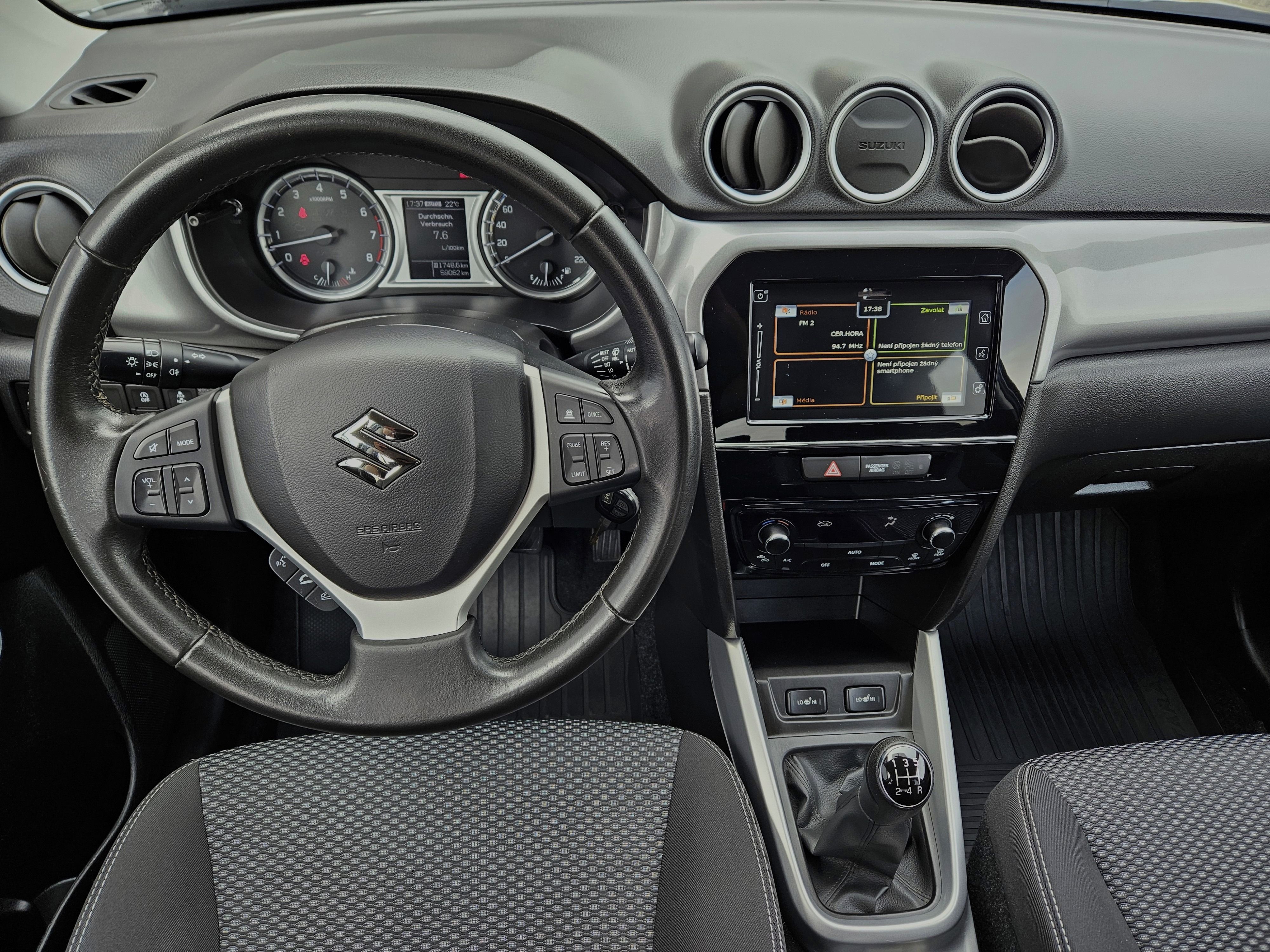 Suzuki Vitara - fotka 6
