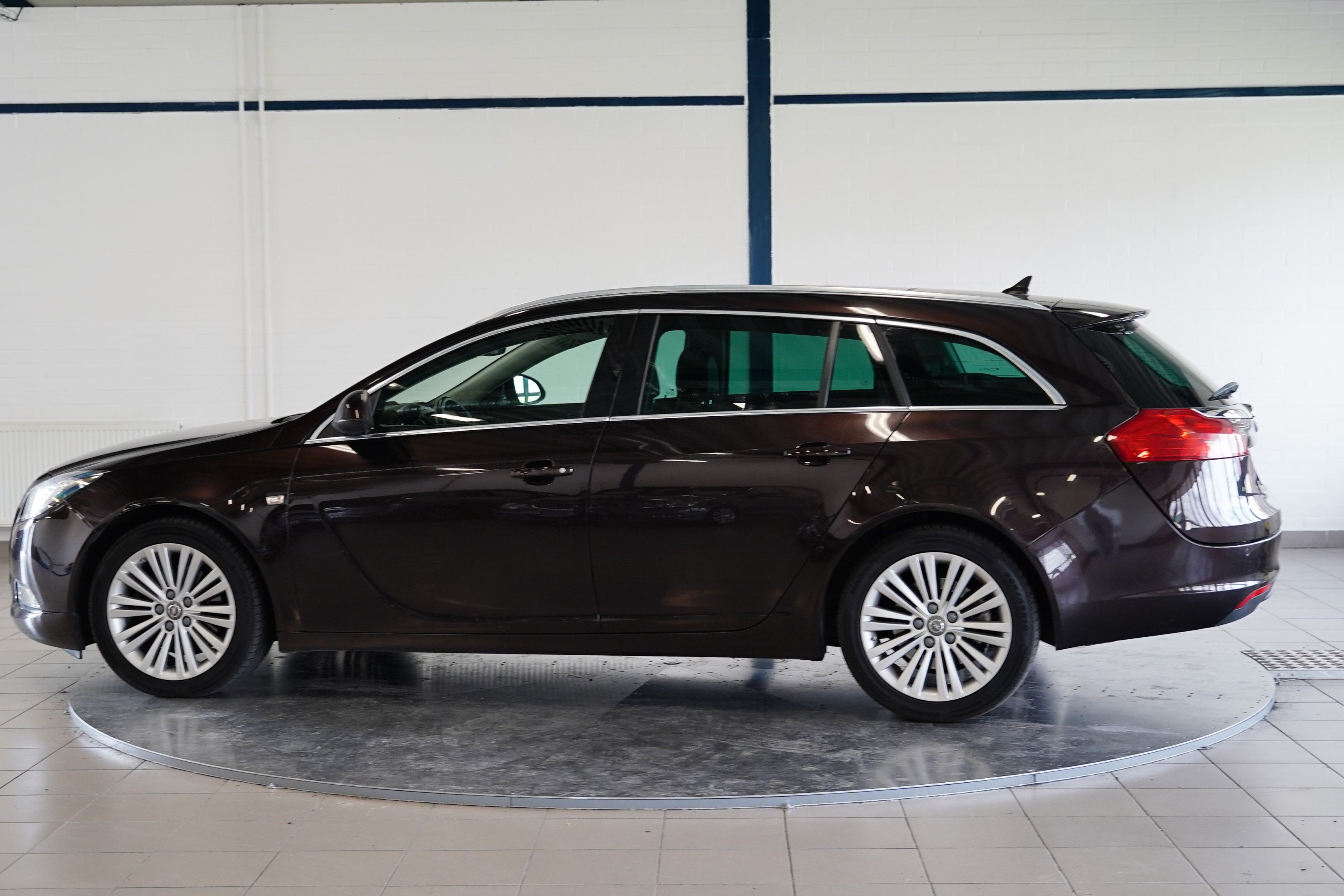 Opel Insignia, 2.0 CDTi 118 kW - fotka 3