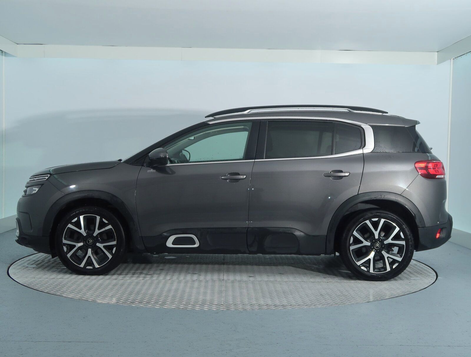 Citroën C5 Aircross, BlueHDi 180, Automat - fotka 3