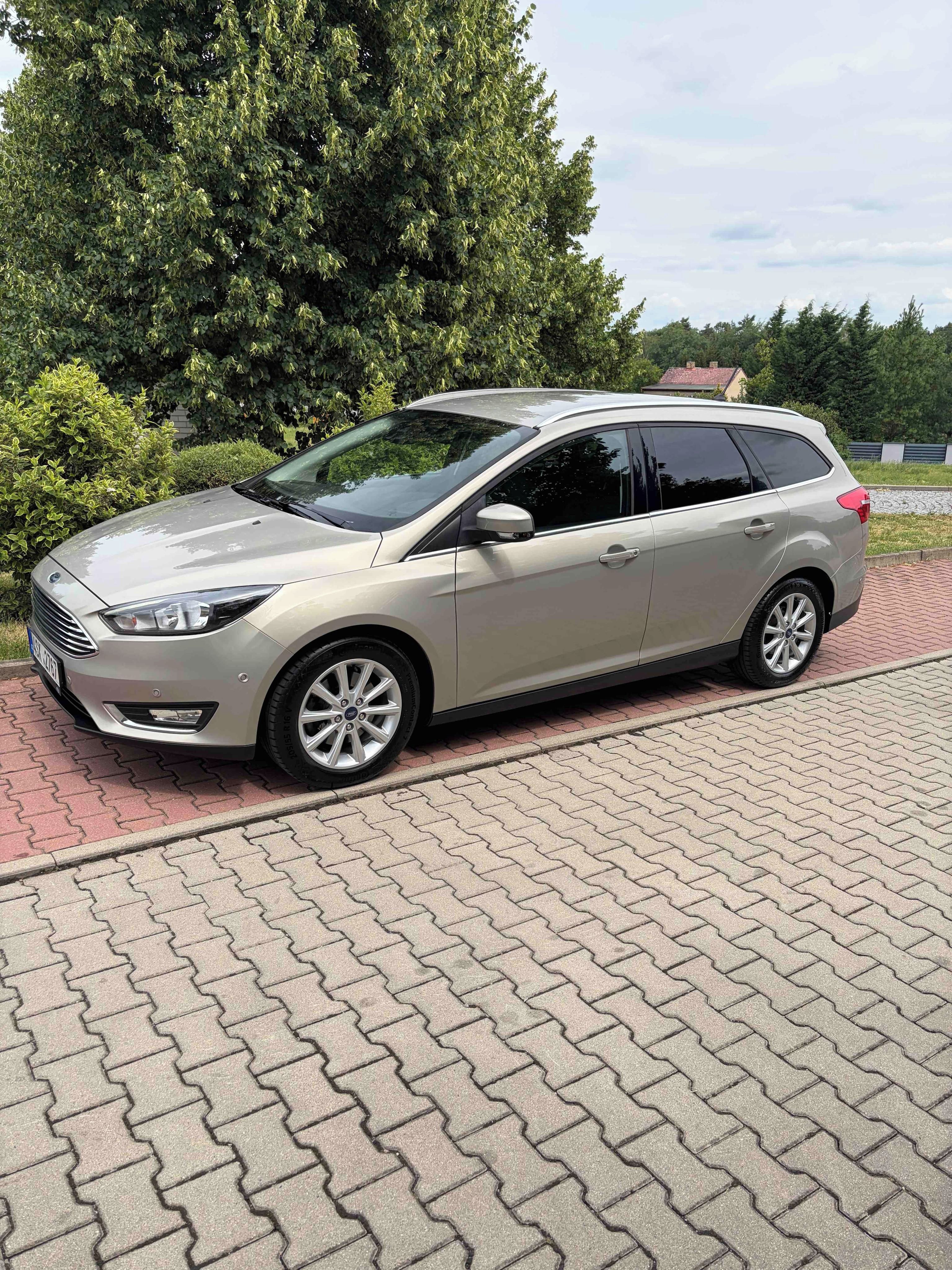 Ford Focus, FORD TITANIUM ECOBOOST 1,5 - fotka 4