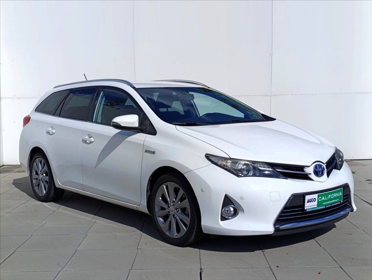 Toyota Auris, 1,8 i HYBRID AT KAMERA NAVI - fotka 5