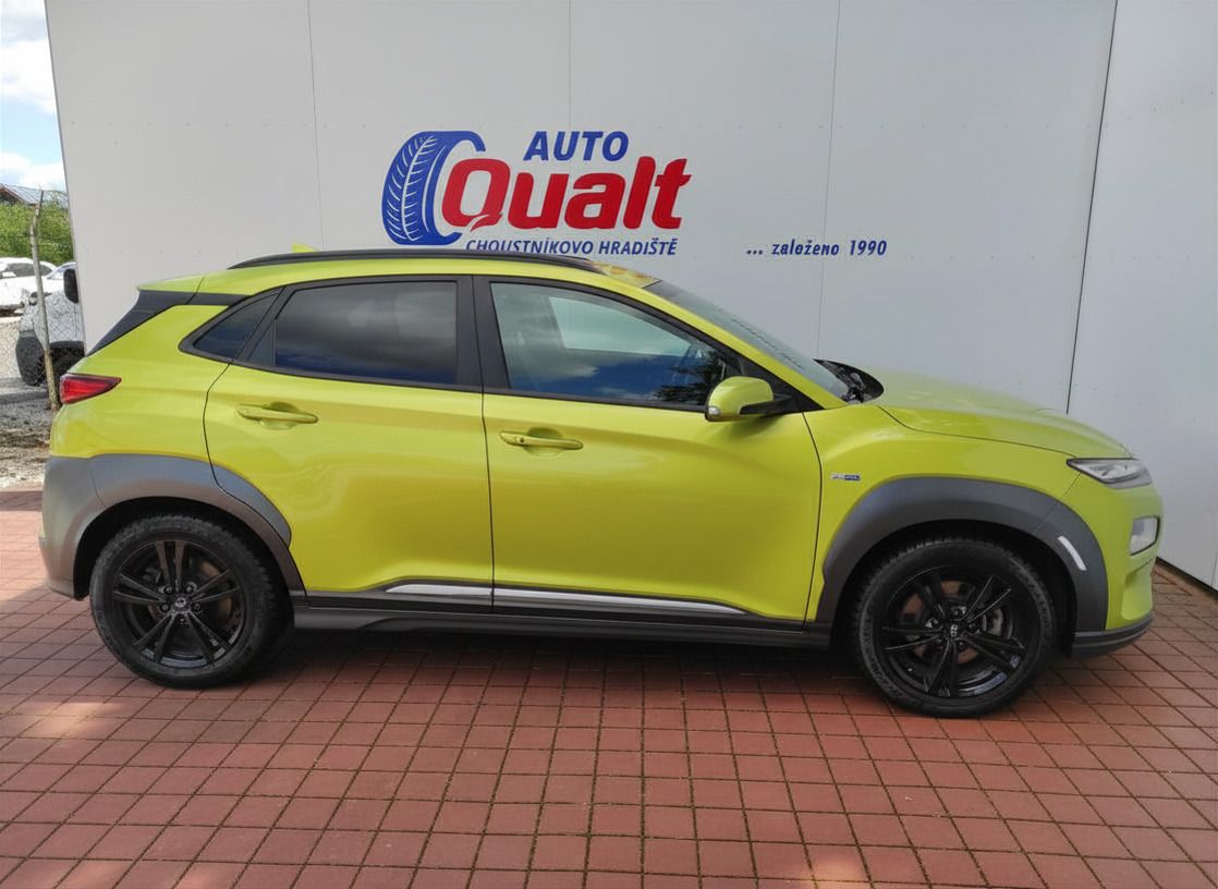 Hyundai Kona, 64 kWh 150 kW PREMIUM TEPELKO - fotka 4