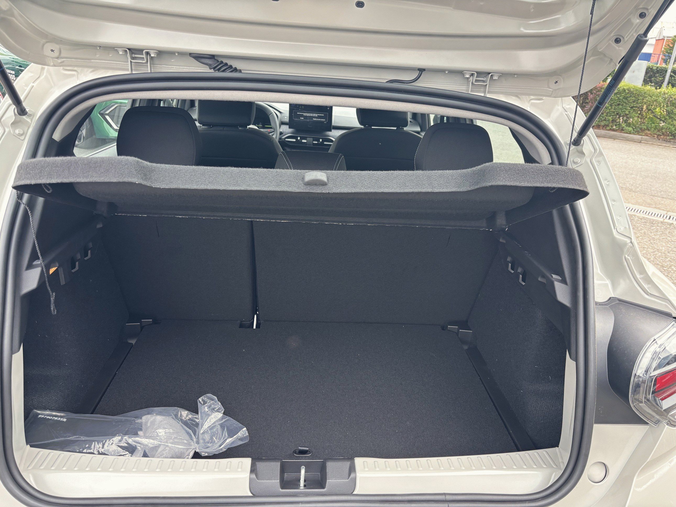 Dacia Sandero, Journey Eco-G 120 - fotka 6